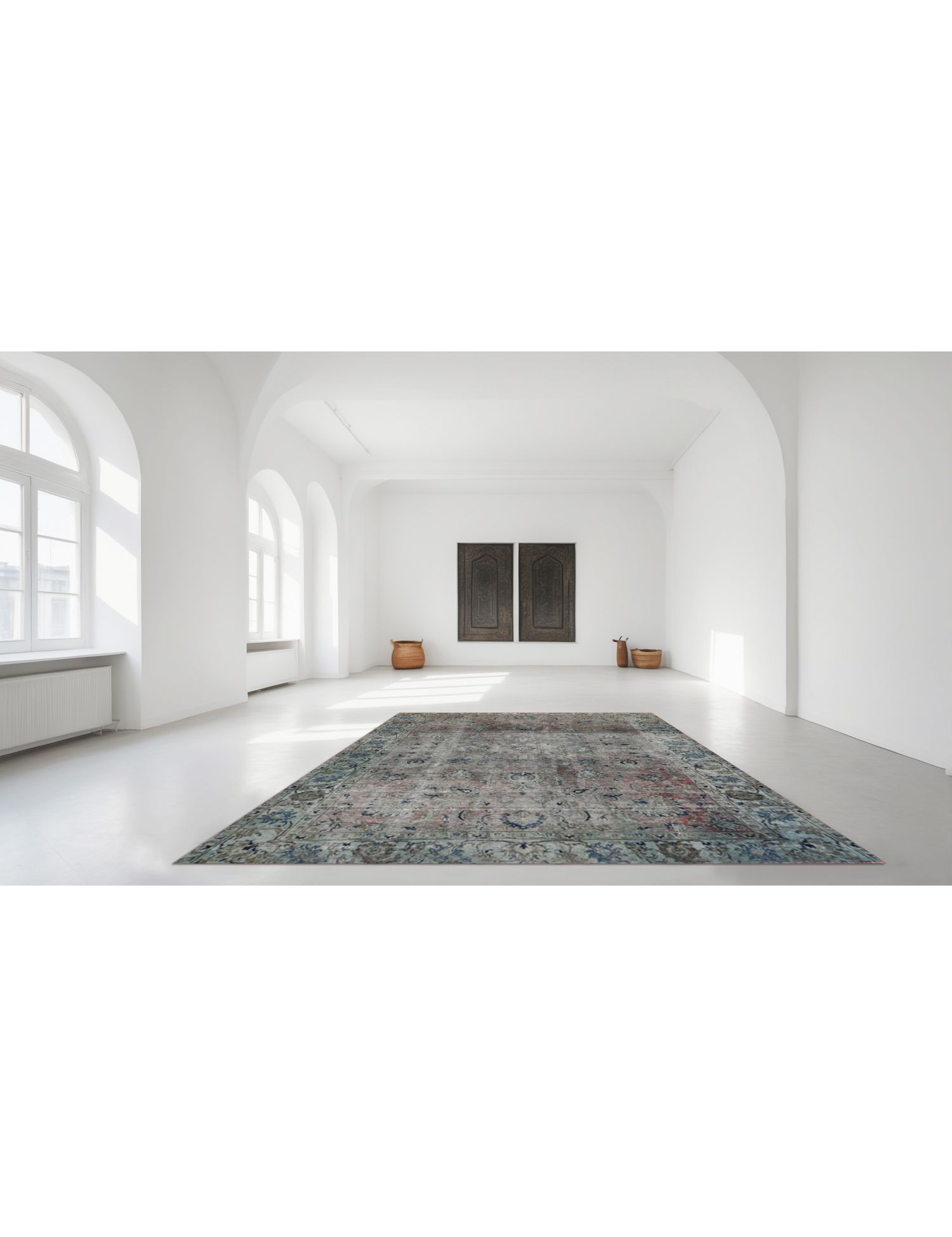 Persian Vintage    <br/>304 x 215 cm