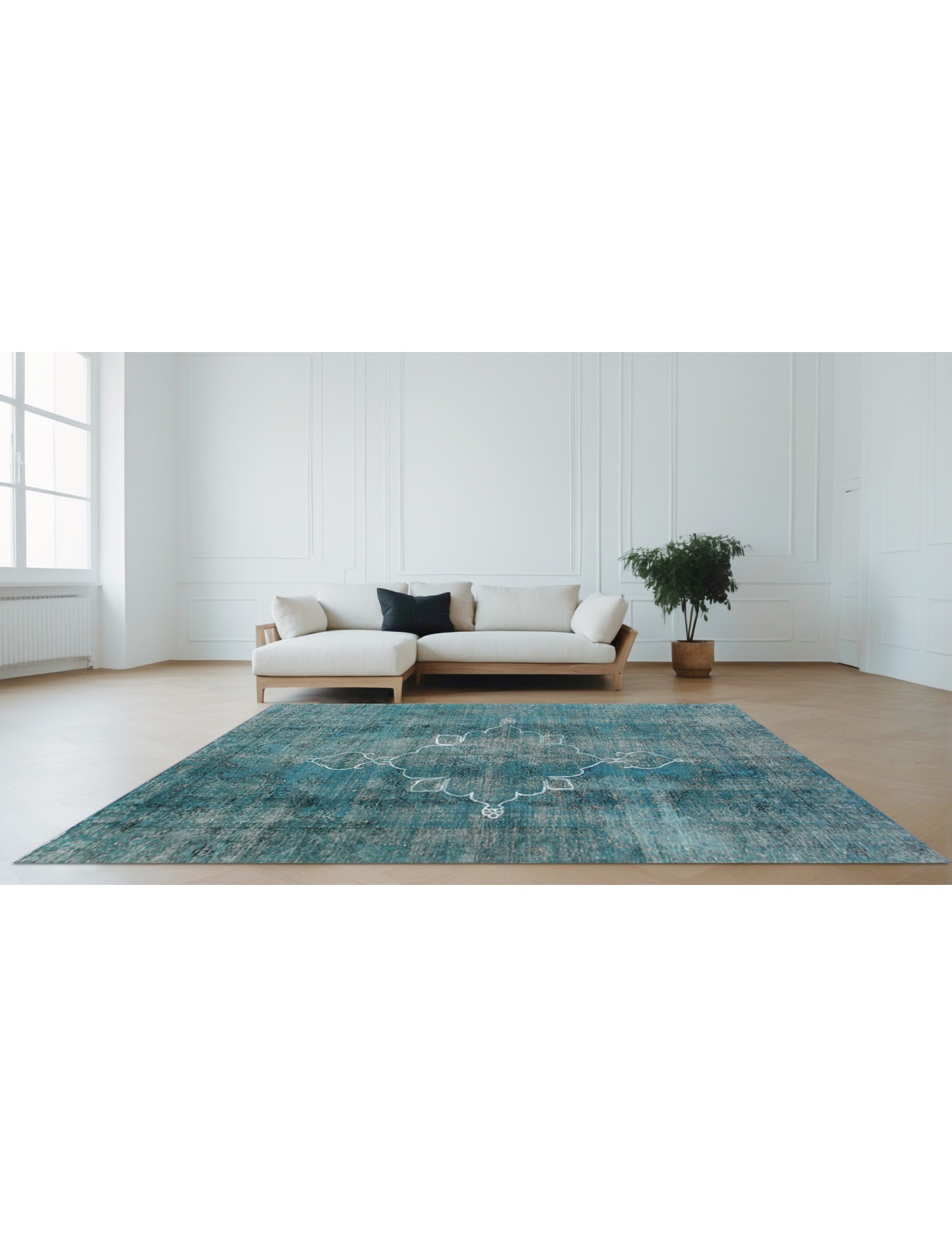 Persian Vintage    <br/>290 x 185 cm