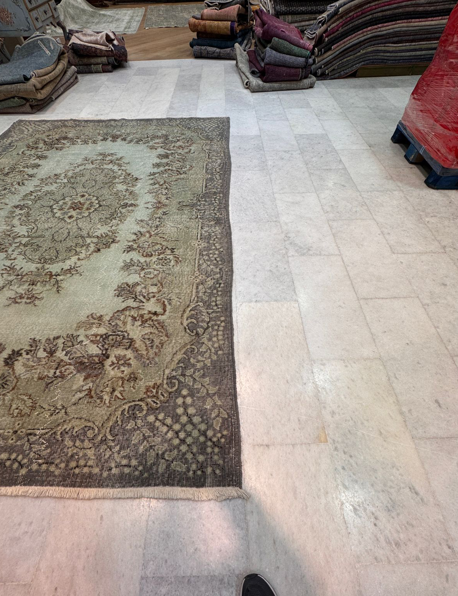 Vintage    <br/>292 x 209 cm