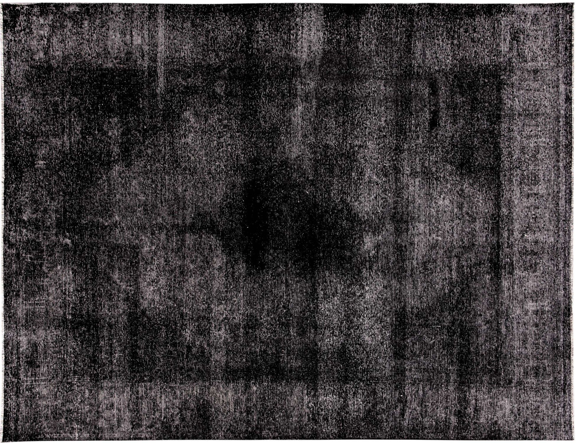 Persian Vintage    <br/>310 x 210 cm