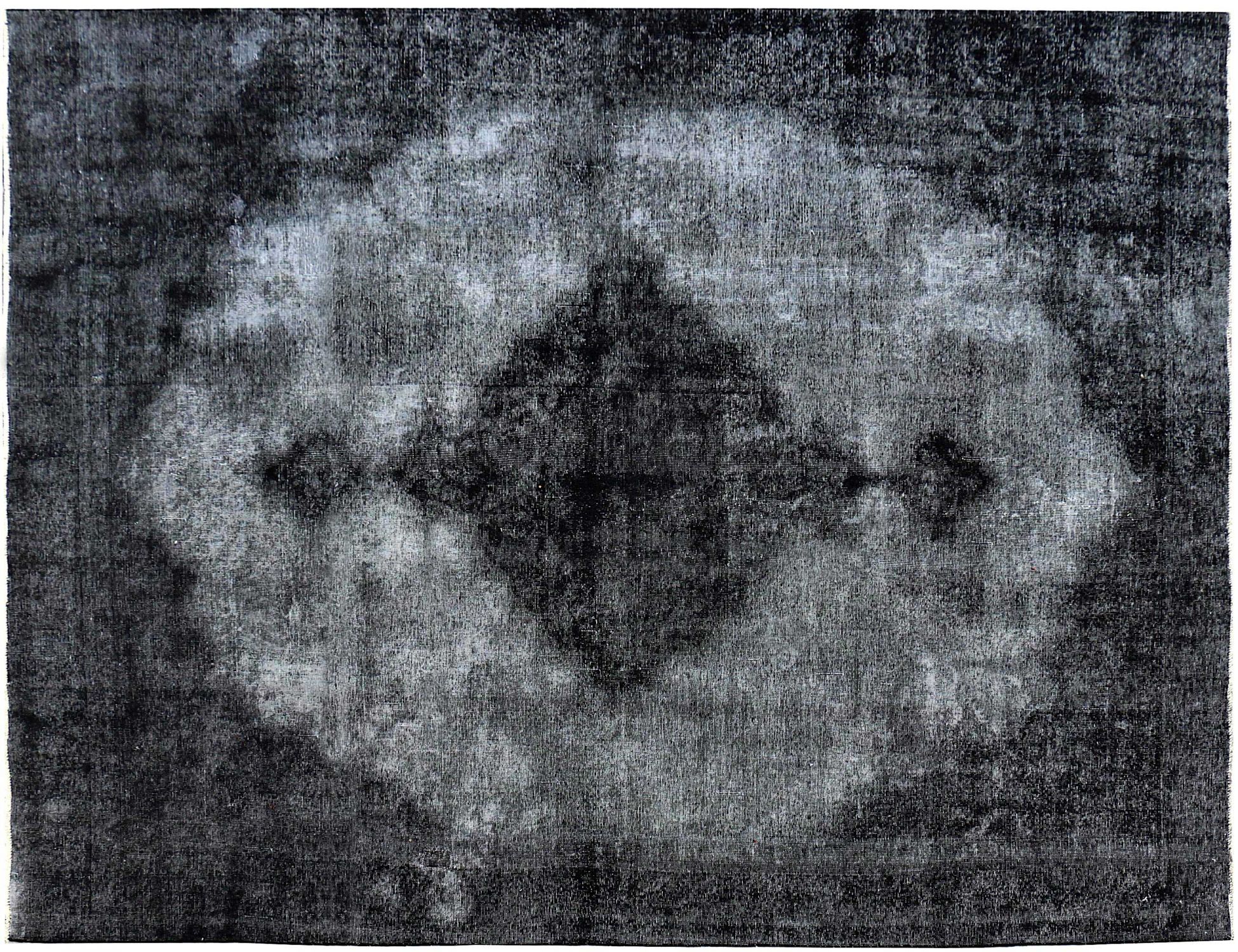 Persian Vintage    <br/>385 x 265 cm