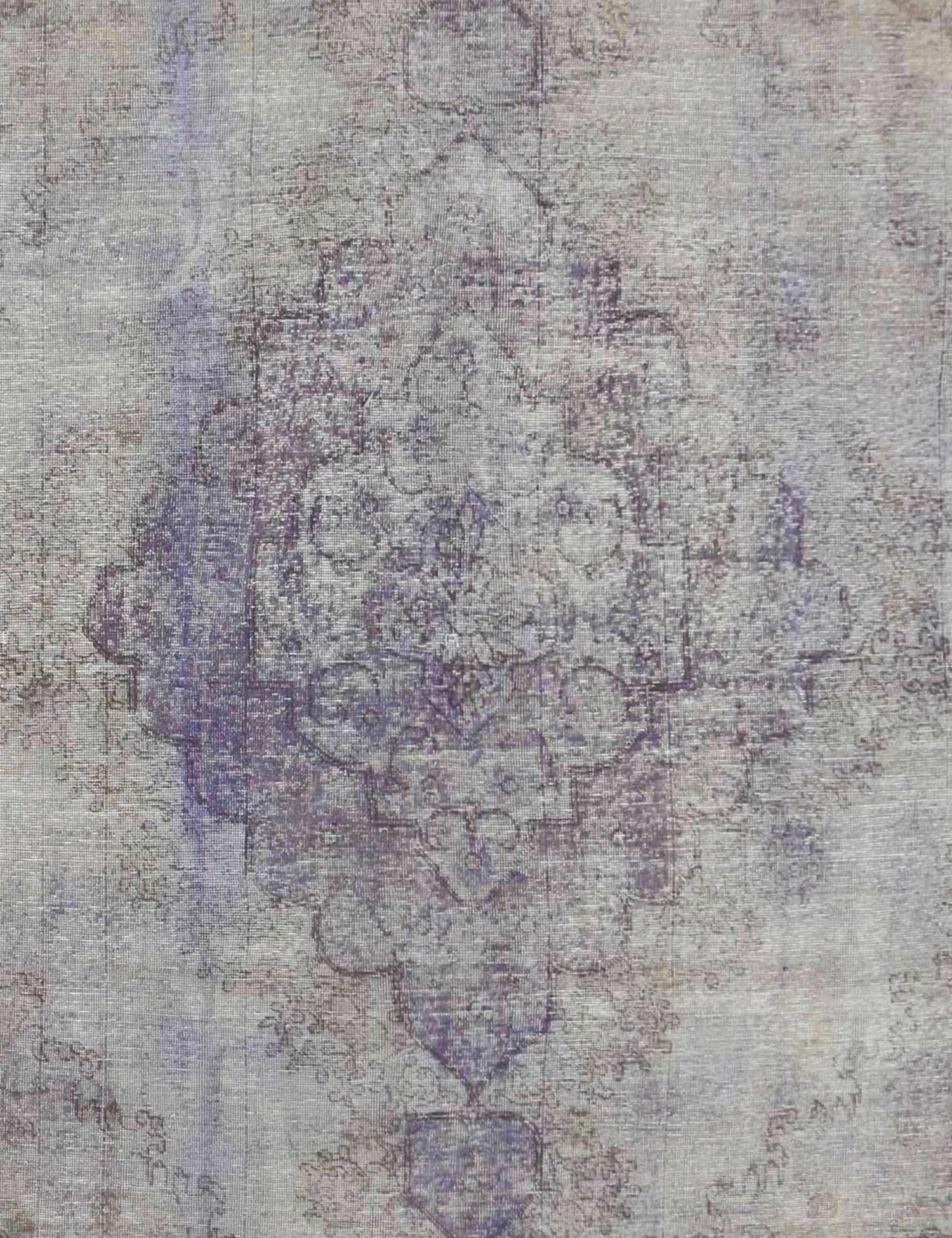 Persian Vintage    <br/>380 x 295 cm