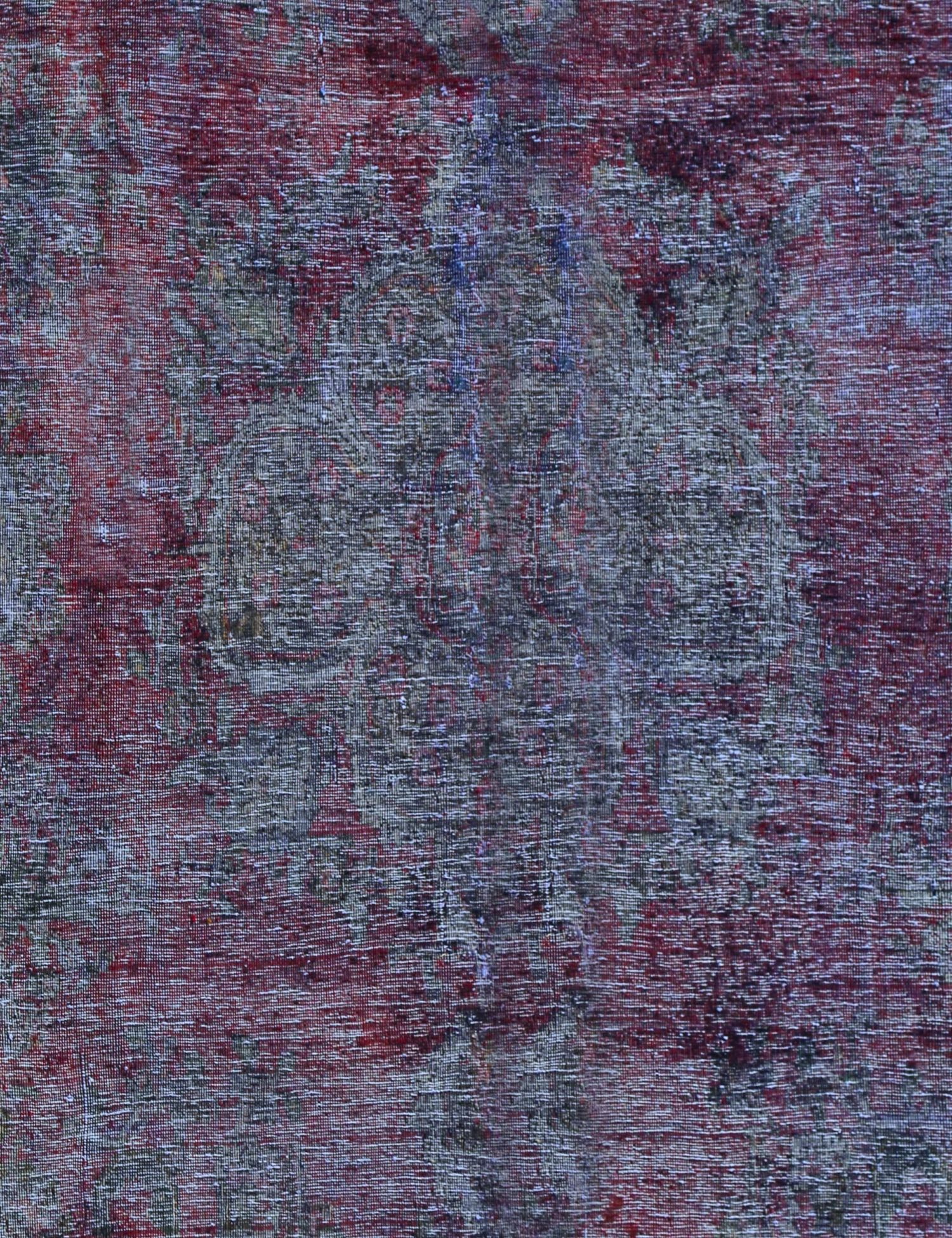 Vintage    <br/>332 x 234 cm