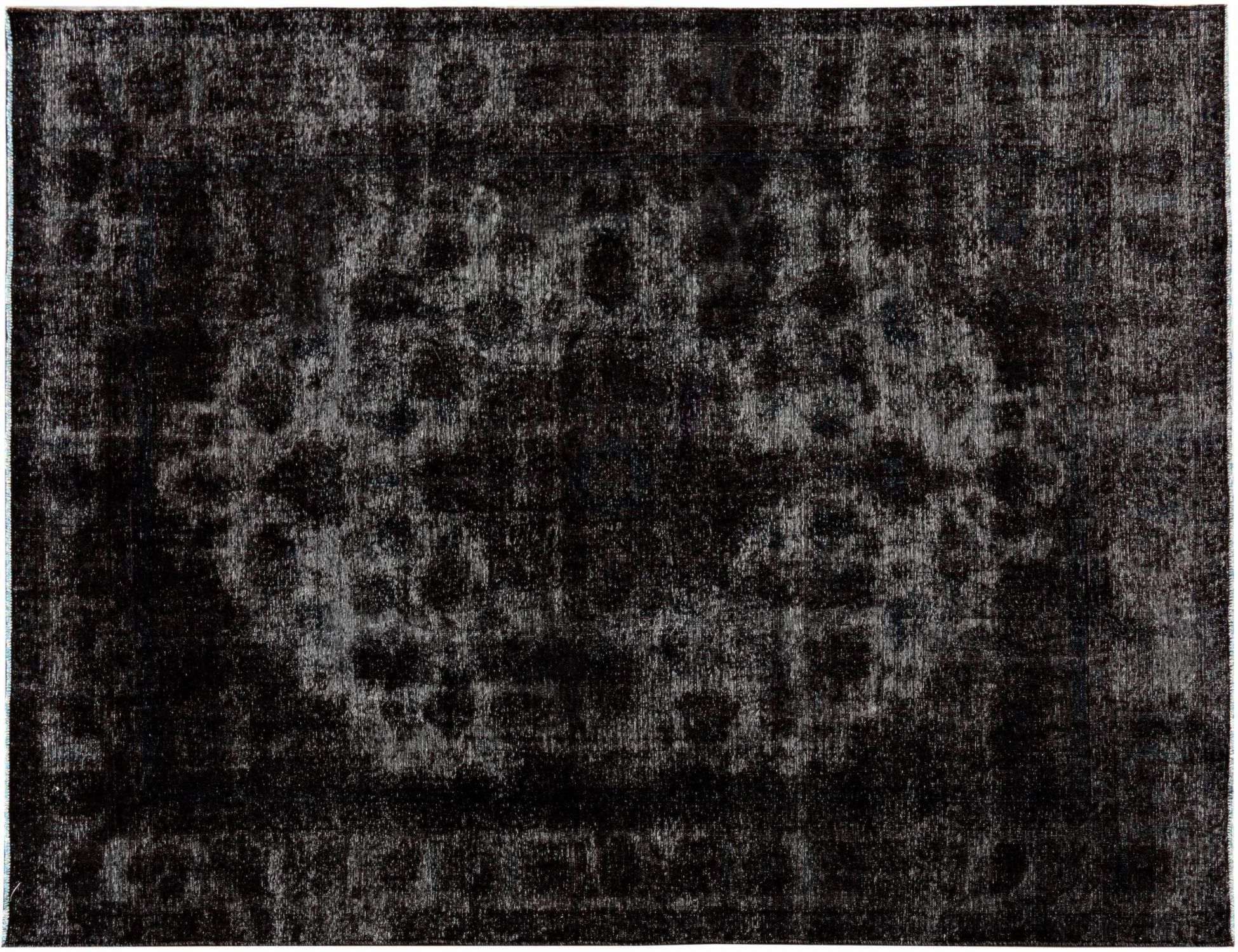 Vintage    <br/>347 x 250 cm