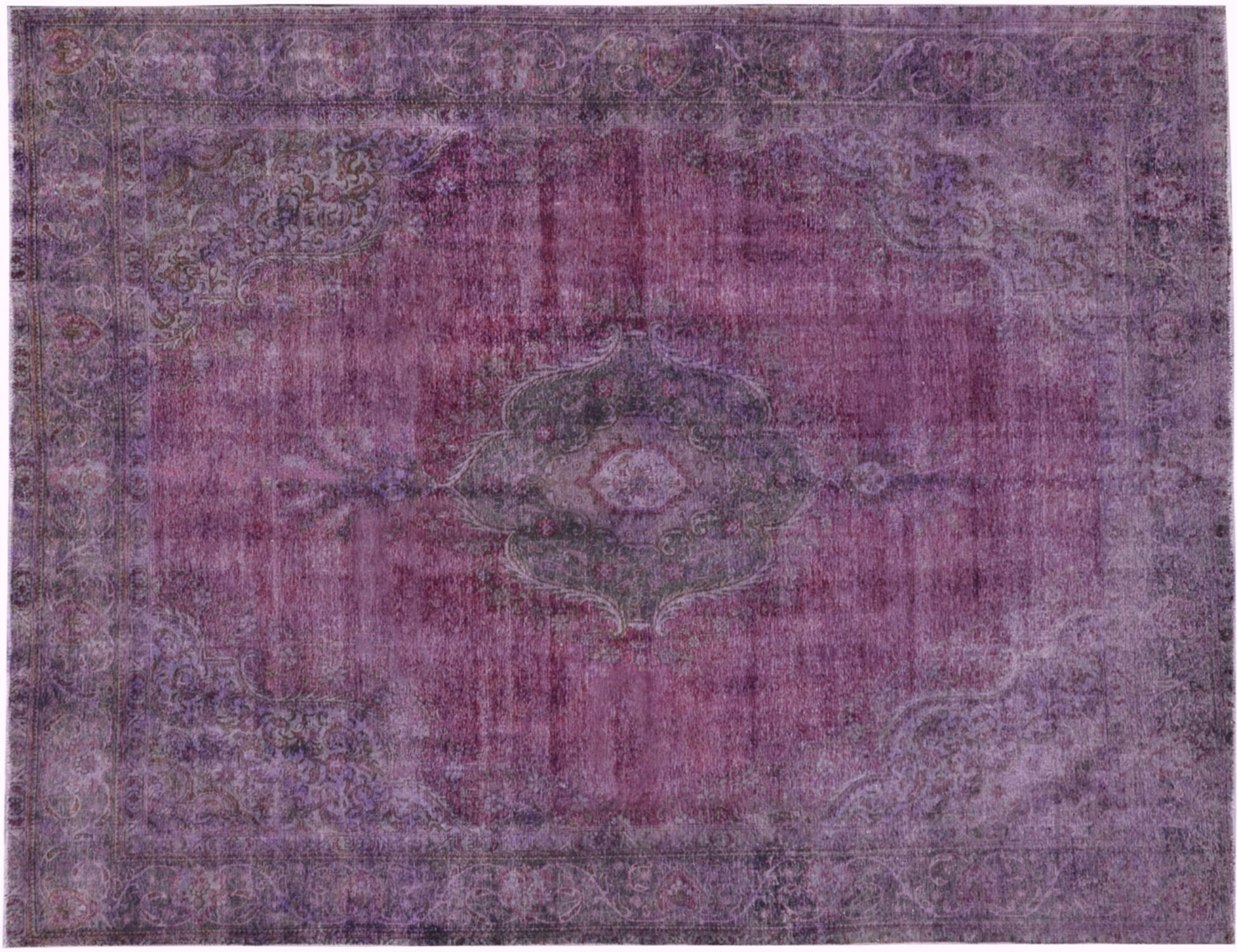 Vintage    <br/>377 x 284 cm