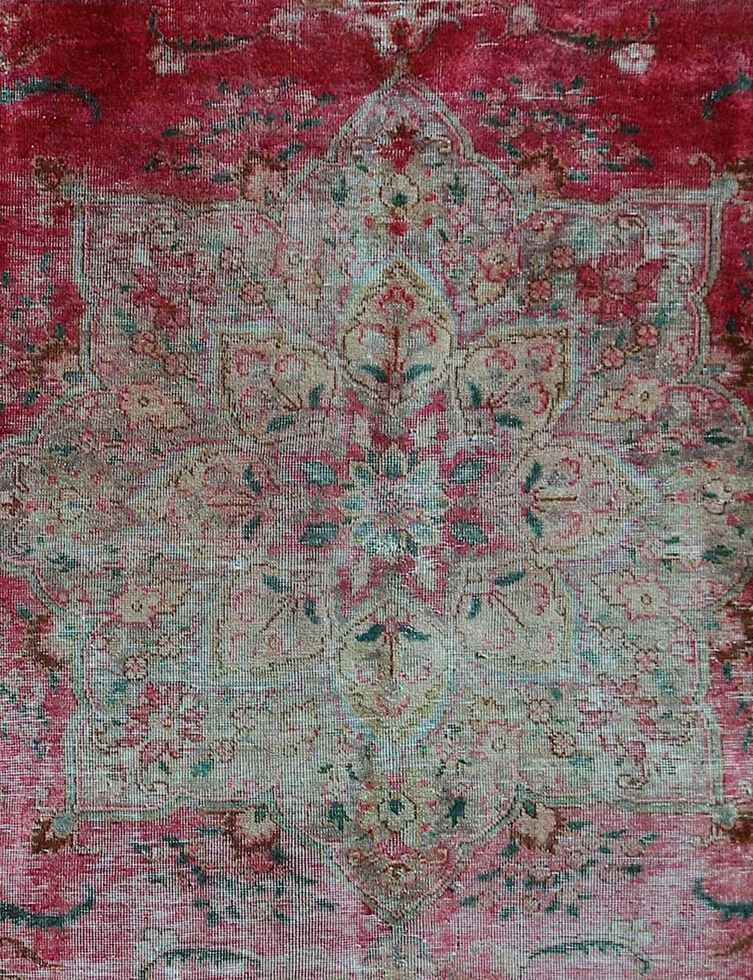 Persian Vintage    <br/>270 x 189 cm