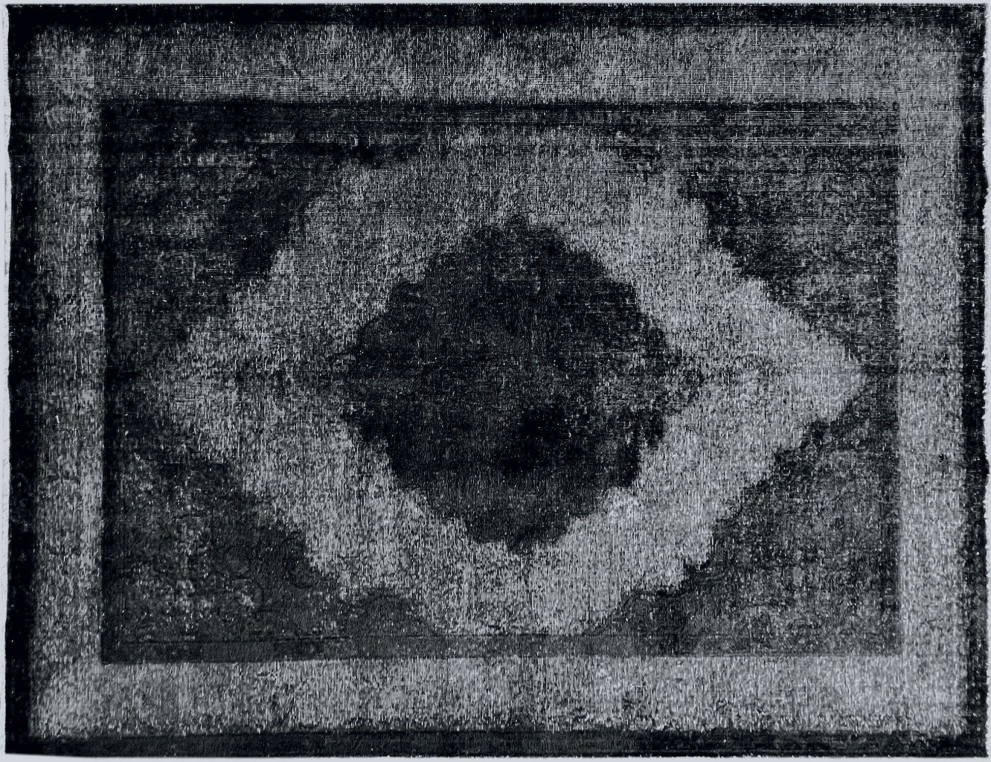 Vintage    <br/>283 x 188 cm