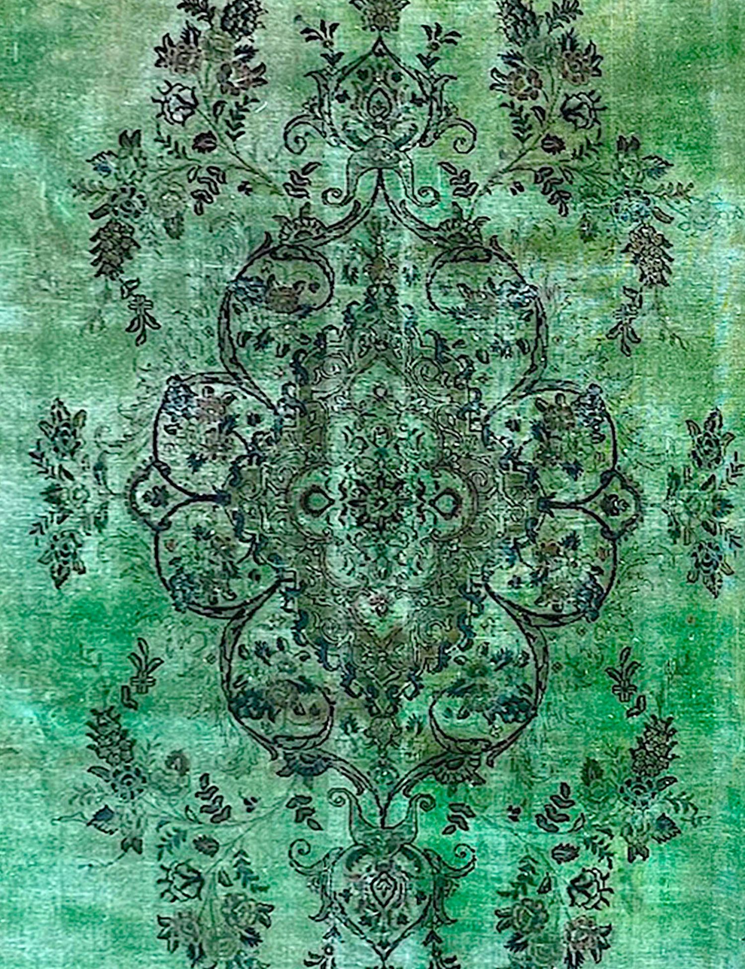 Vintage    <br/>318 x 278 cm