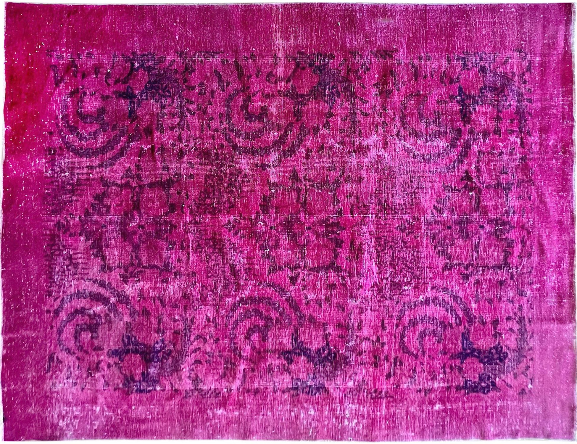 Vintage    <br/>277 x 194 cm