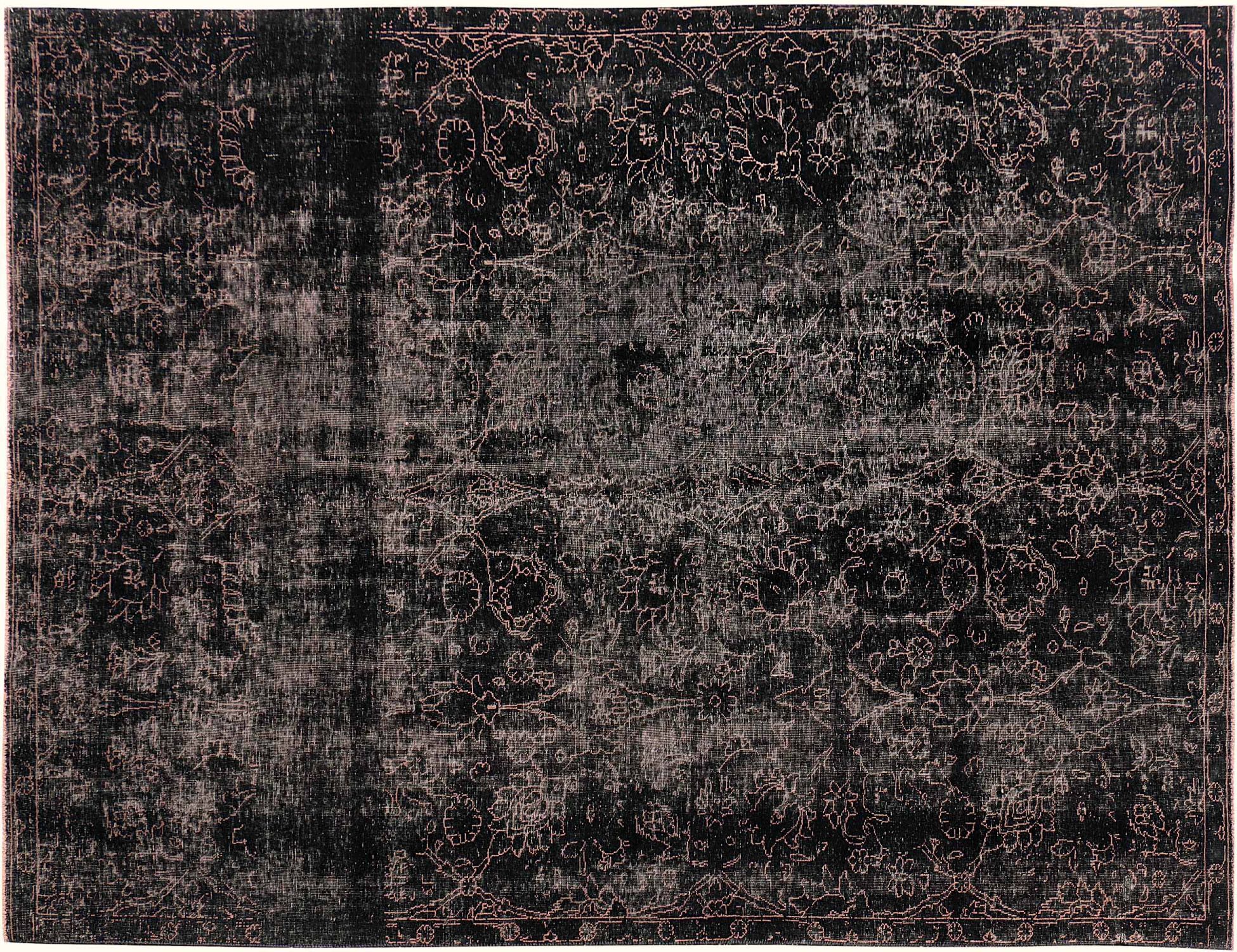 Persian Vintage    <br/>330 x 215 cm