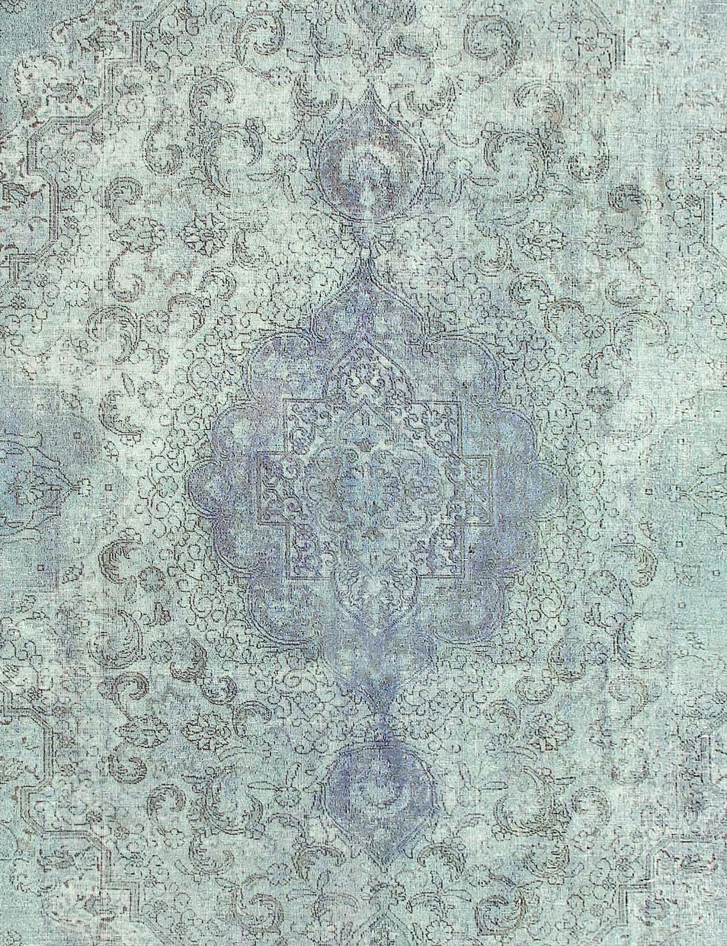 Persian Vintage    <br/>365 x 270 cm