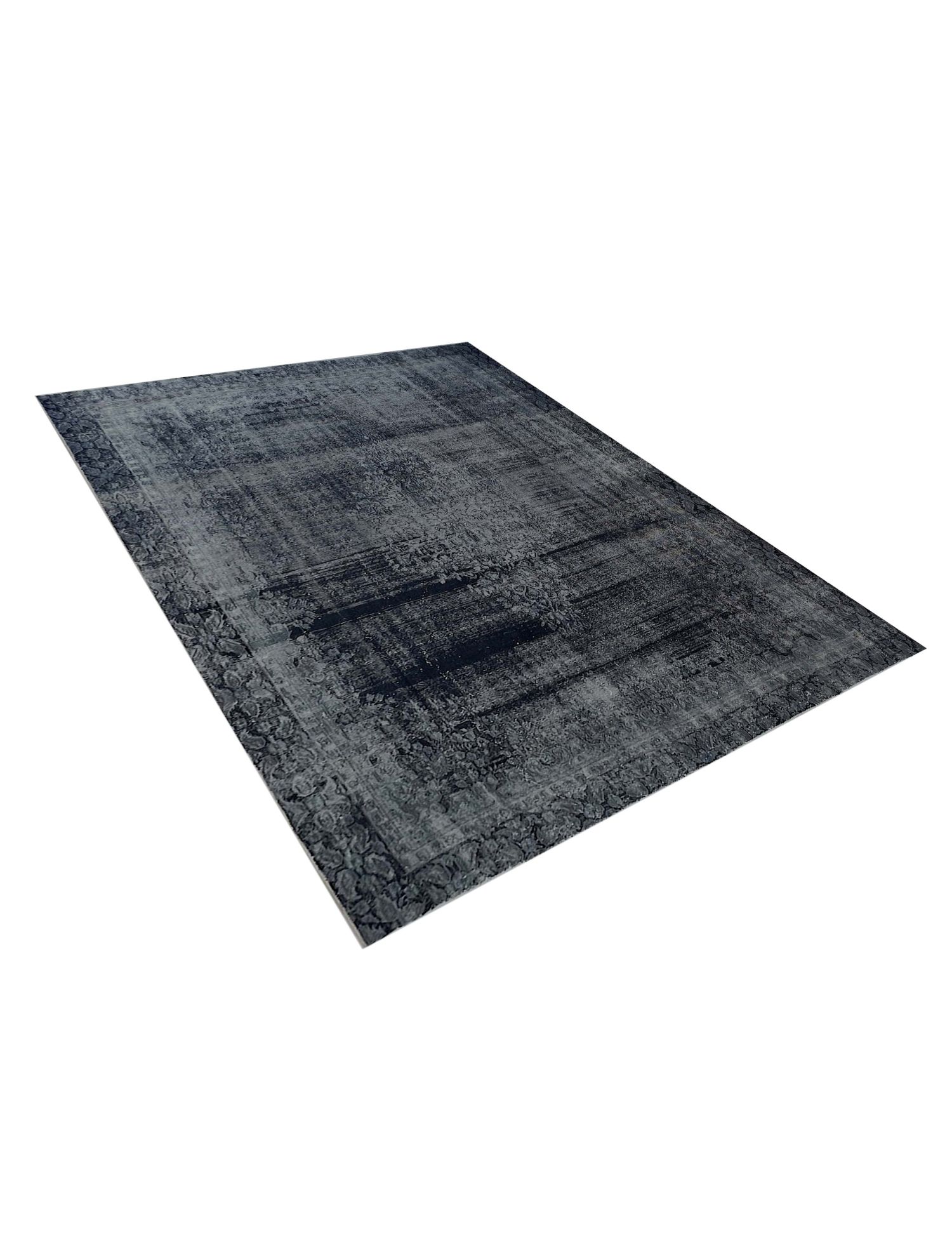 Persian Vintage    <br/>355 x 287 cm