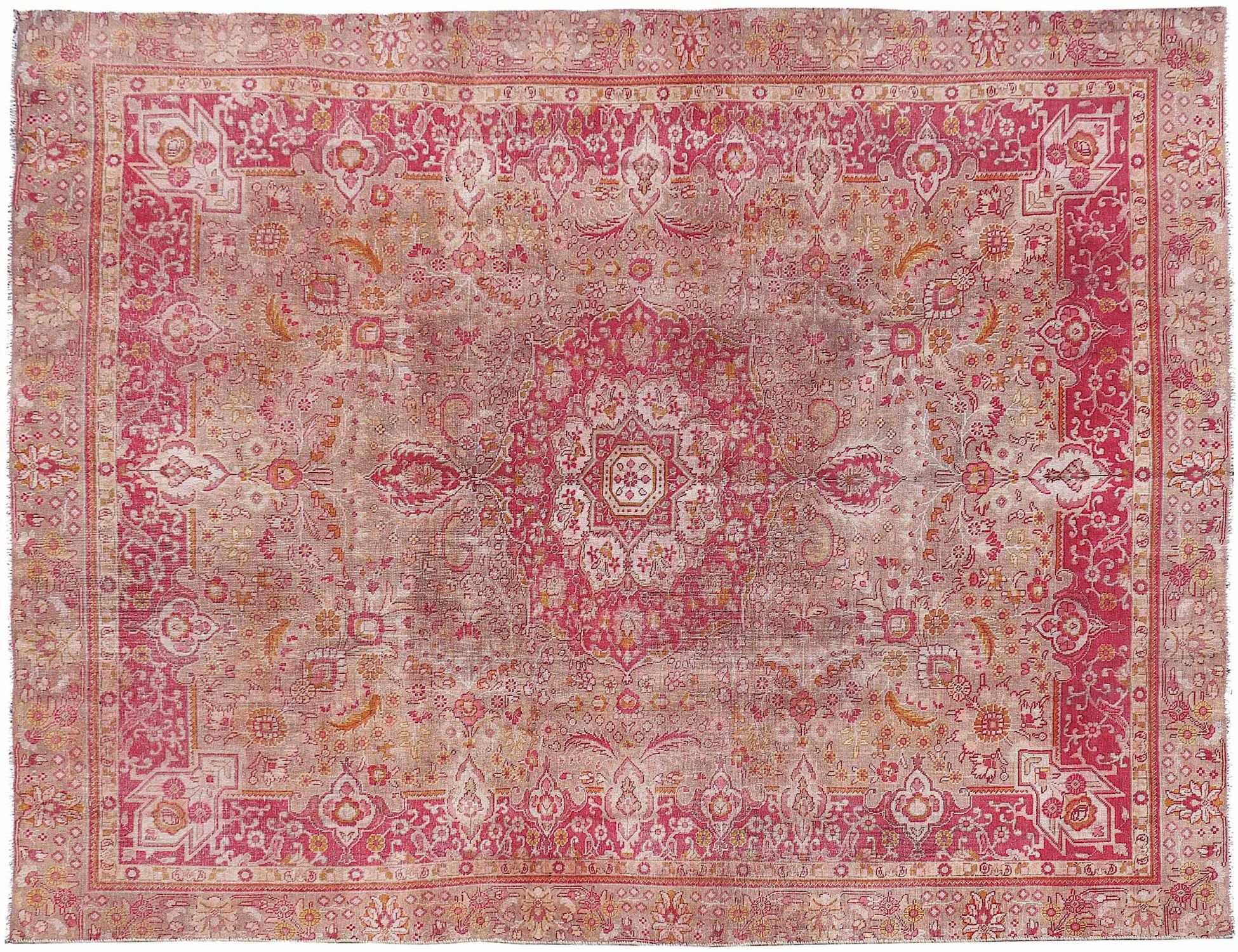 Persian Vintage    <br/>363 x 267 cm