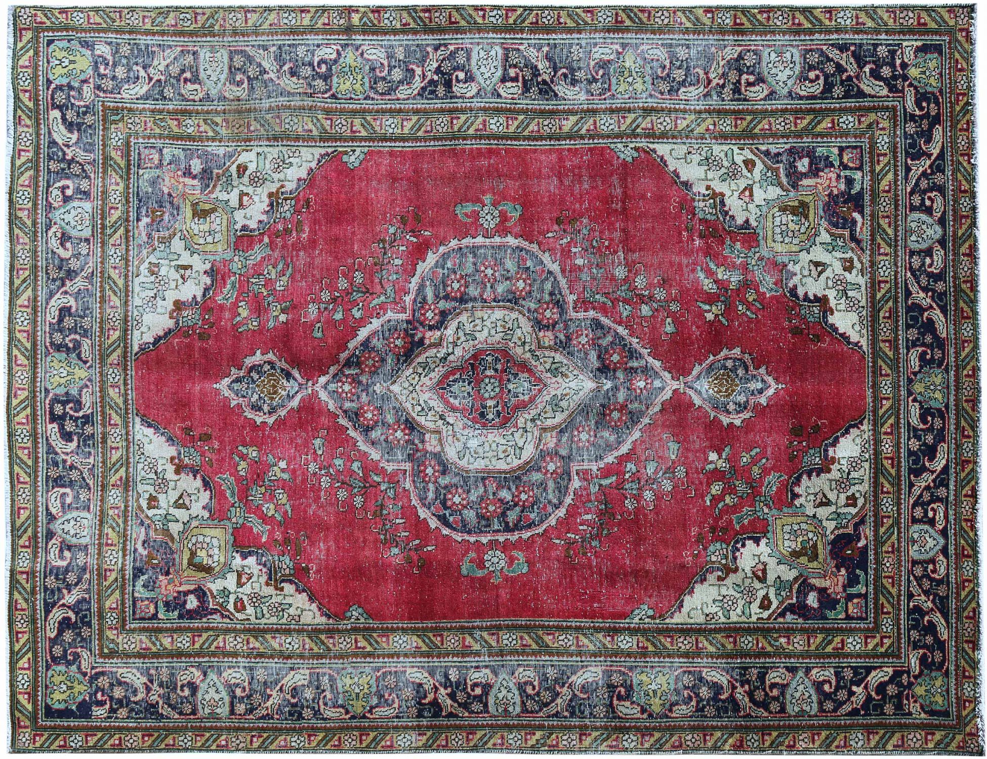 Retro Persian Rug  <br/>330 x 240 cm
