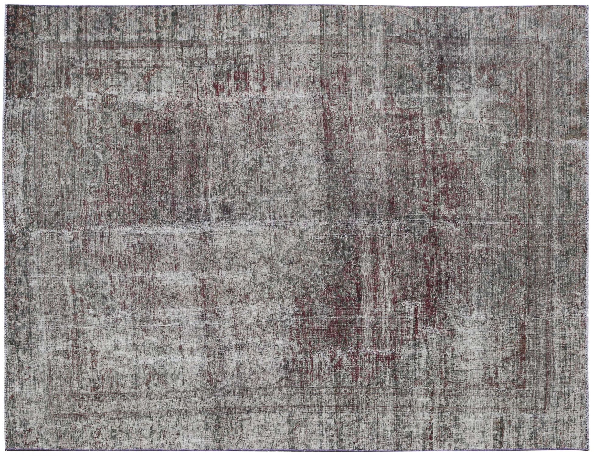 Vintage    <br/>326 x 250 cm