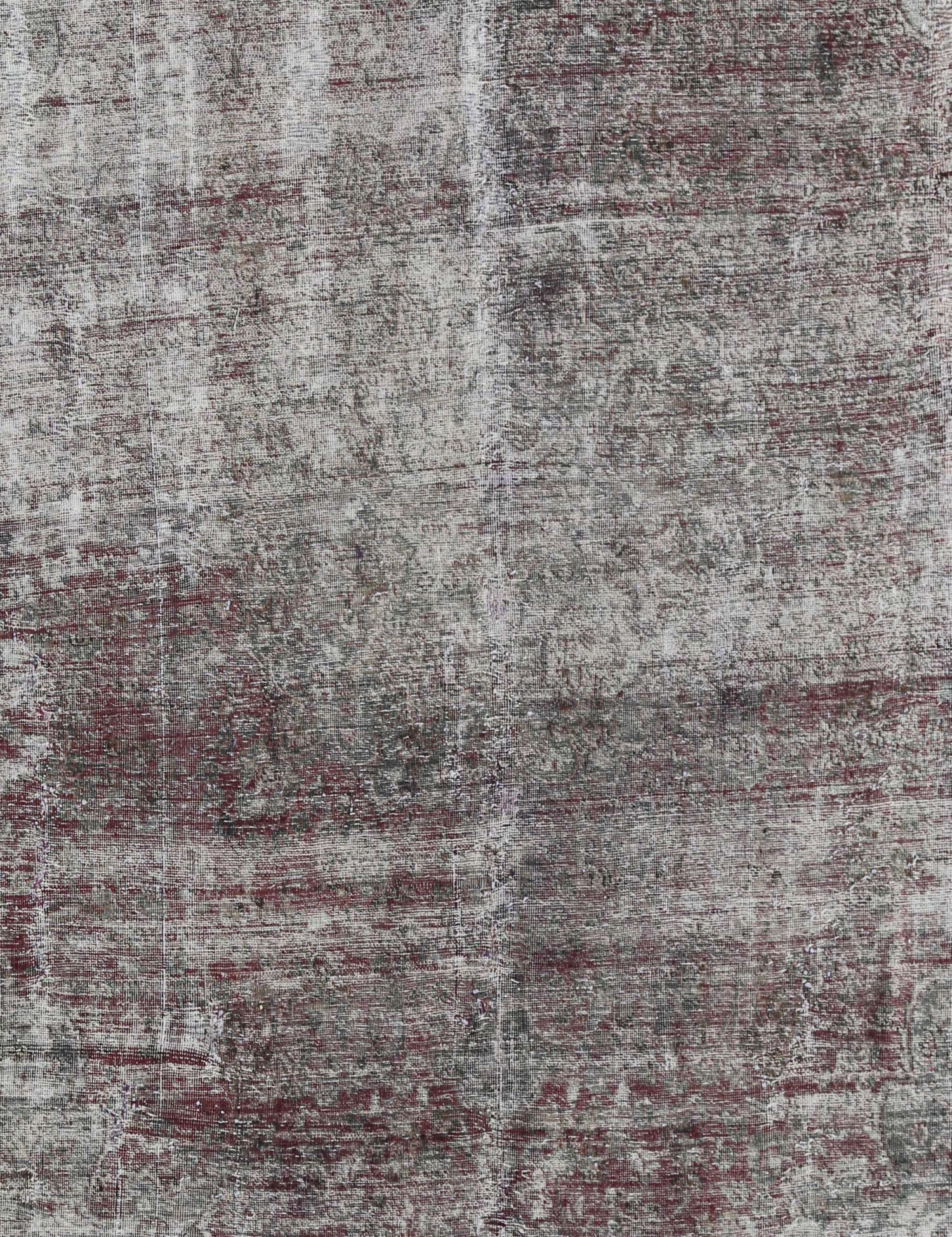 Vintage    <br/>326 x 250 cm