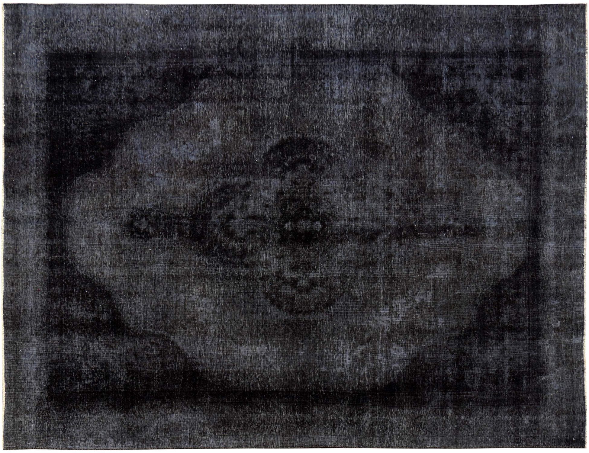 Vintage    <br/>385 x 288 cm