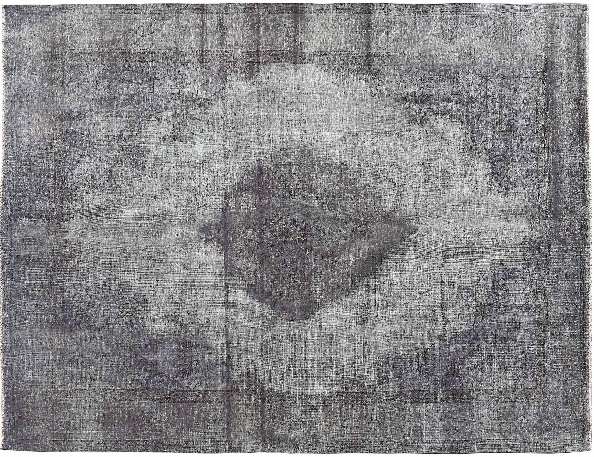 Vintage    <br/>380 x 294 cm