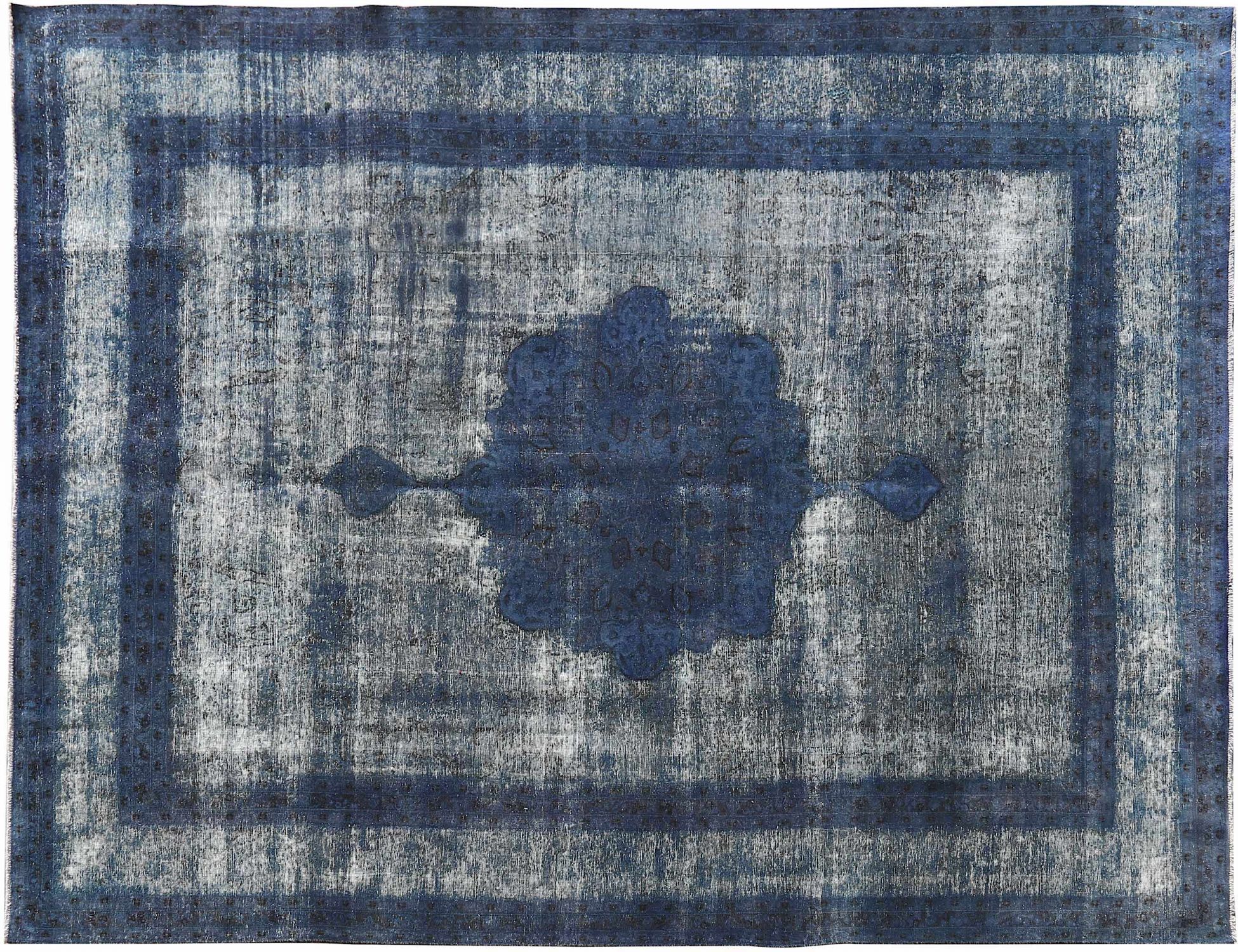 Vintage    <br/>392 x 295 cm