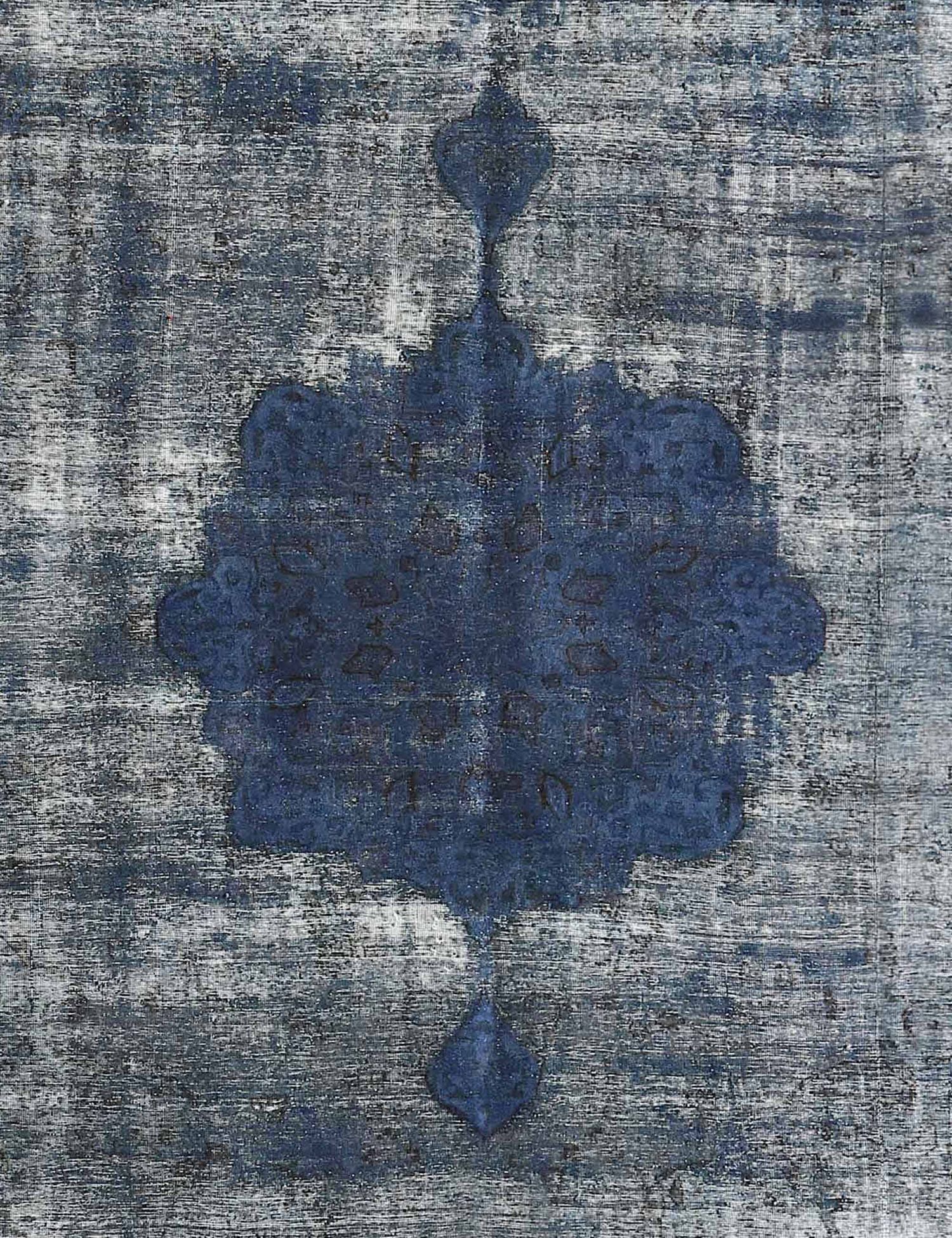 Vintage    <br/>392 x 295 cm