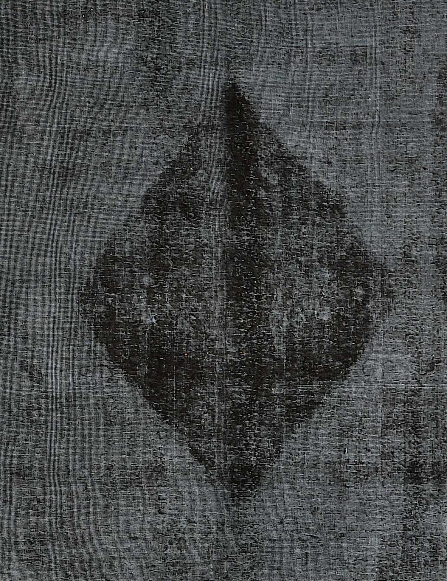 Vintage    <br/>393 x 300 cm