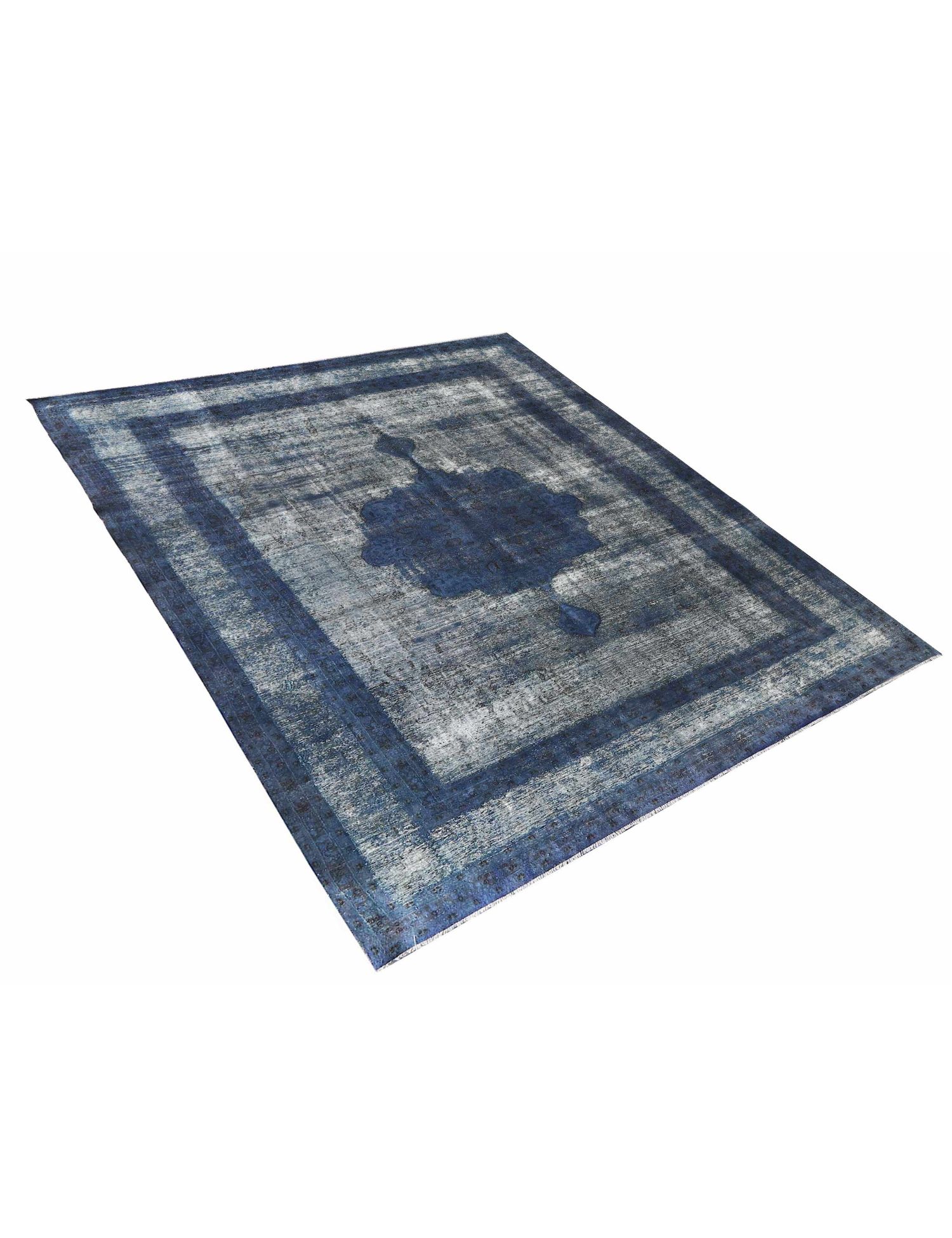 Vintage    <br/>392 x 295 cm