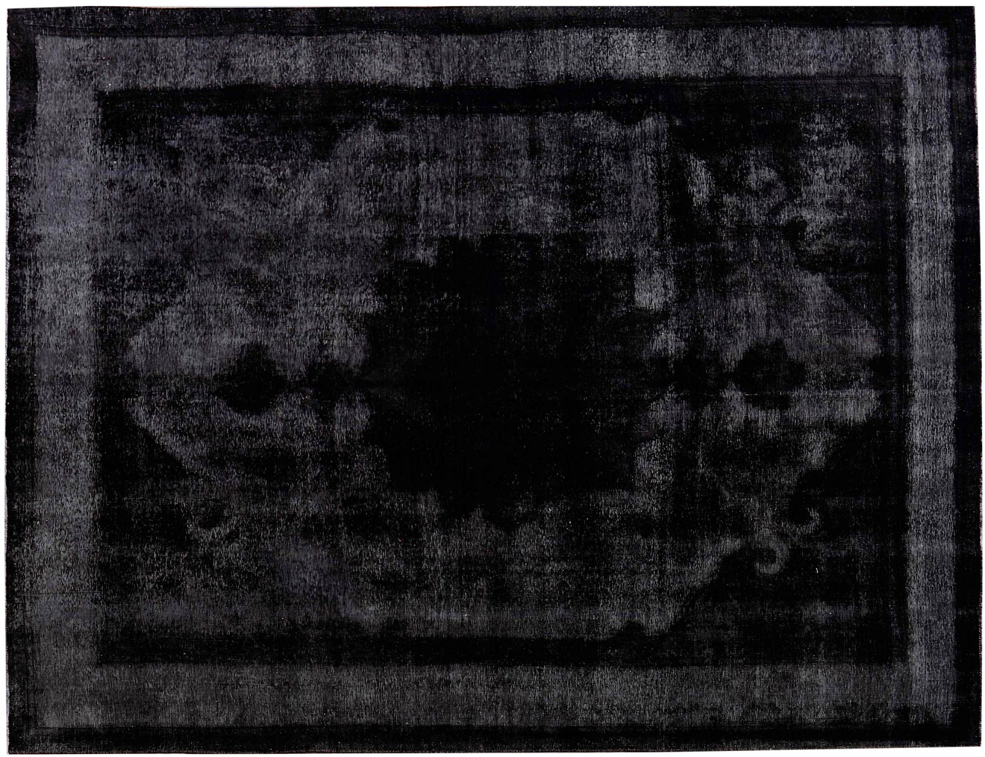 Vintage    <br/>382 x 308 cm