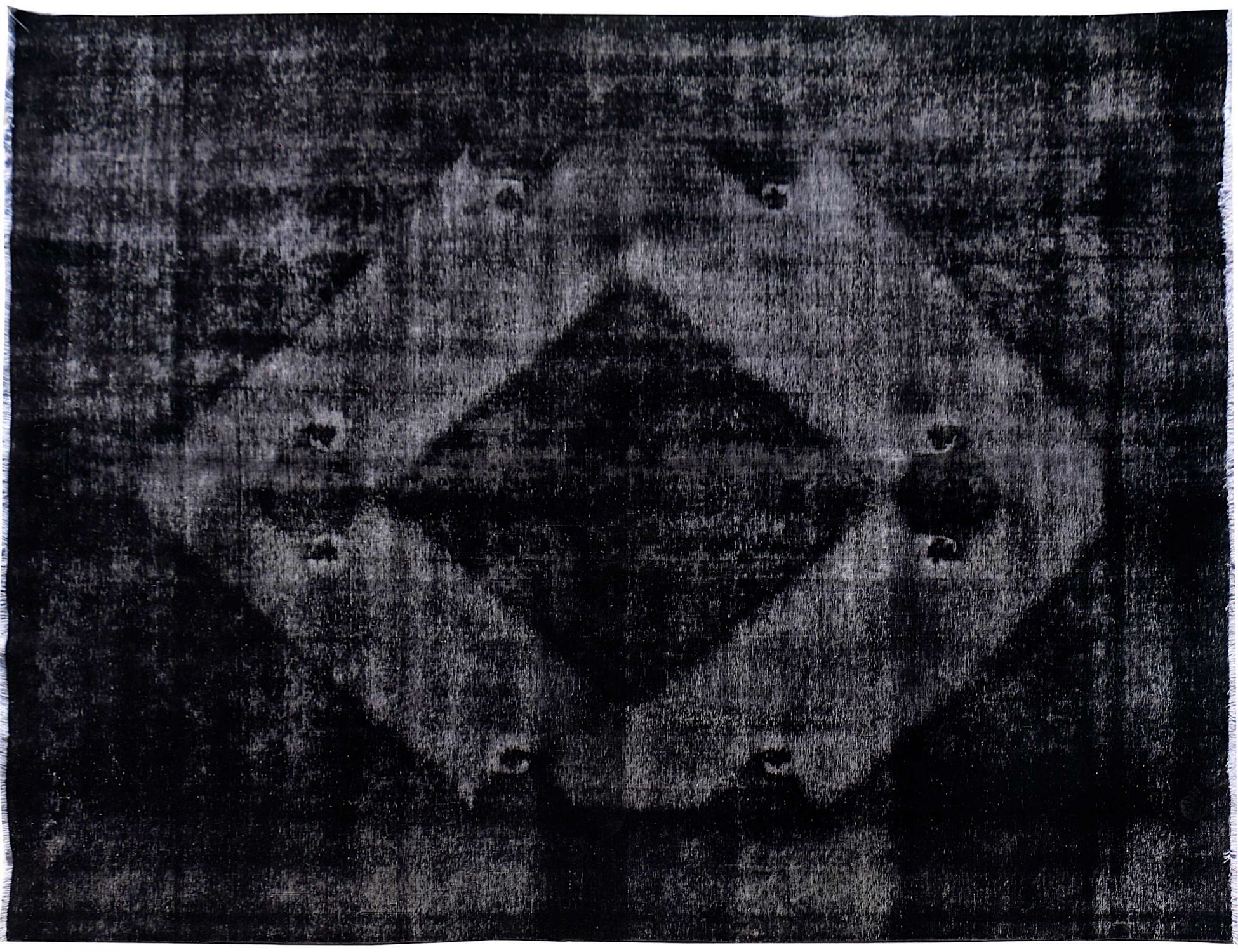 Vintage    <br/>370 x 277 cm