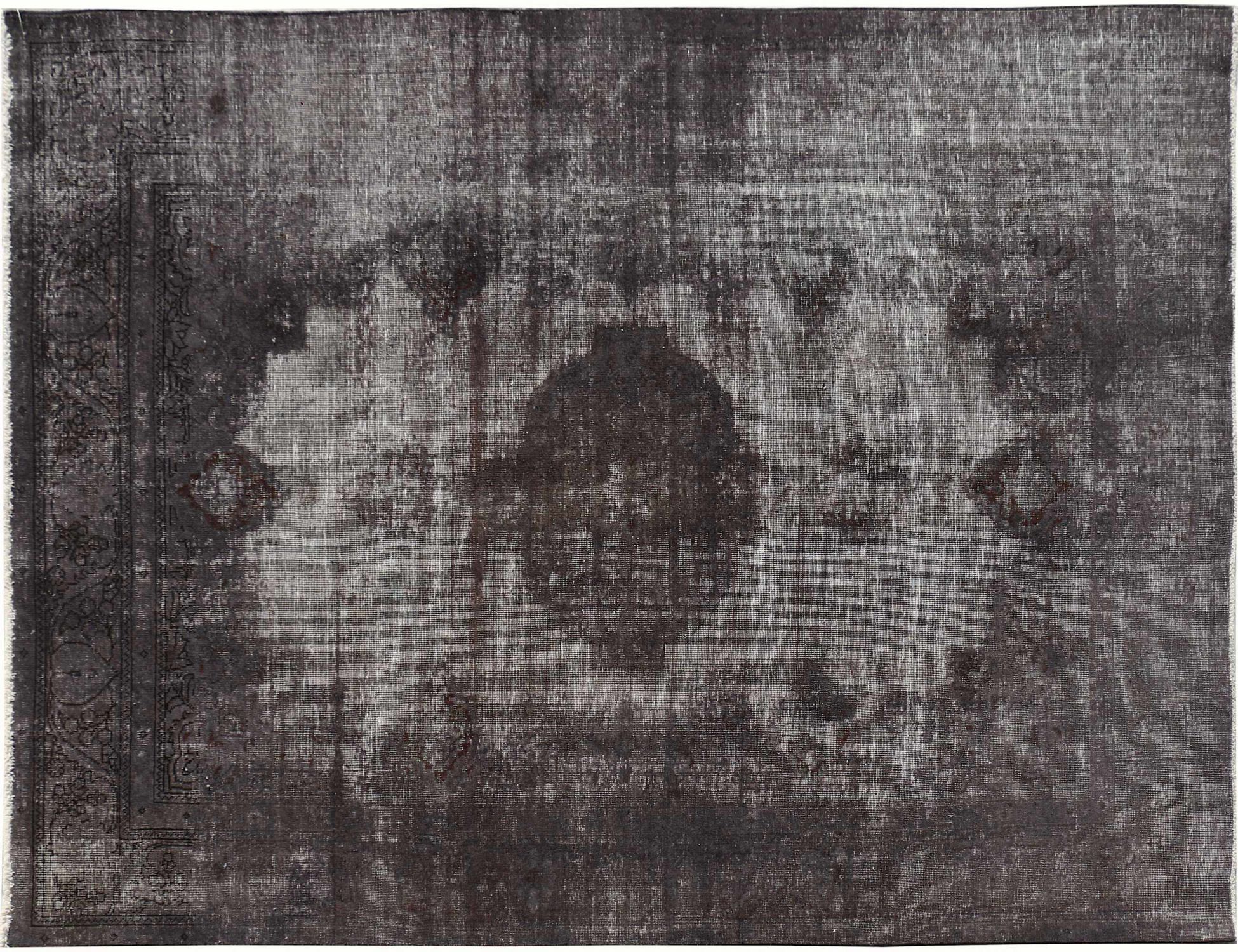 Vintage    <br/>277 x 187 cm