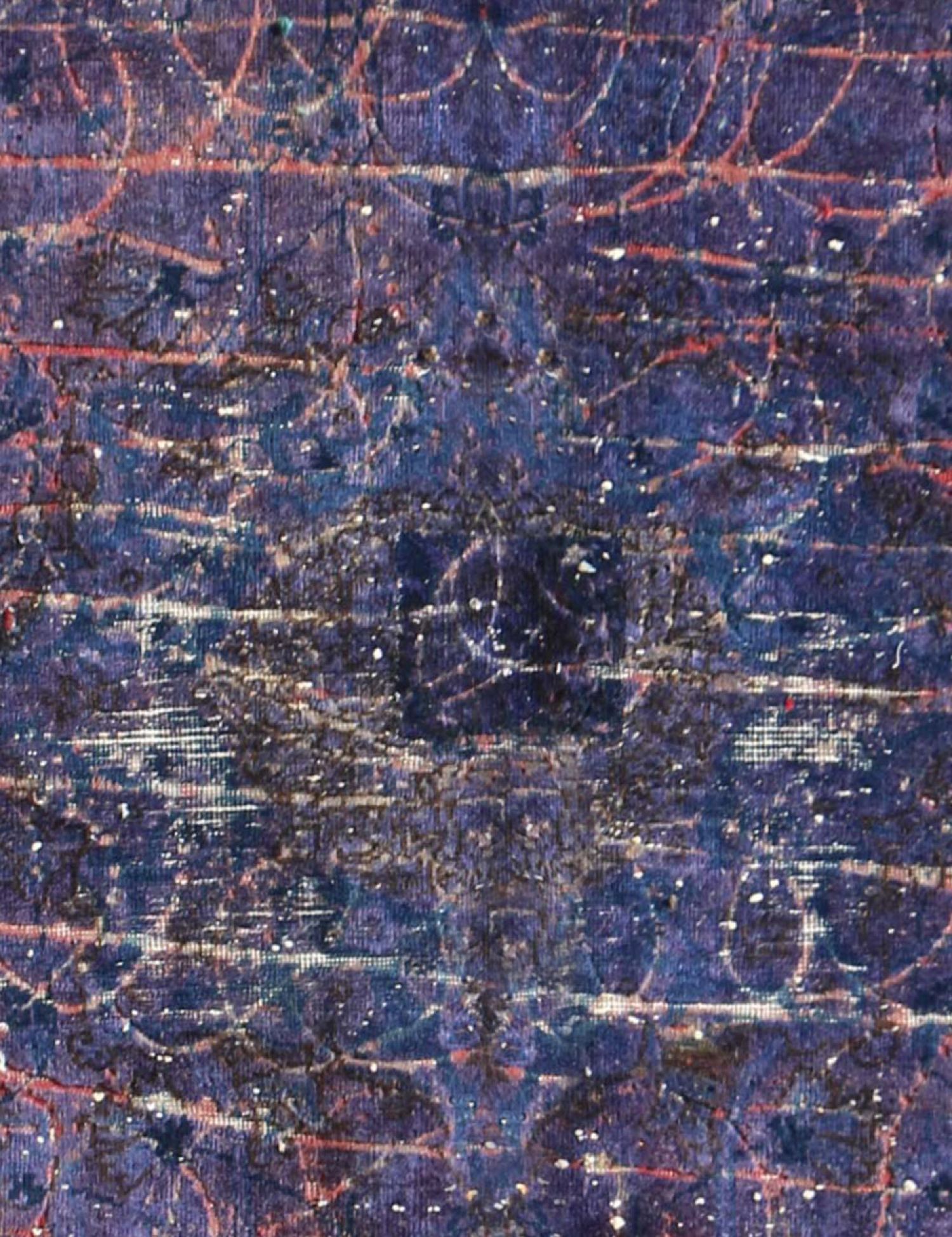 Vintage    <br/>231 x 172 cm