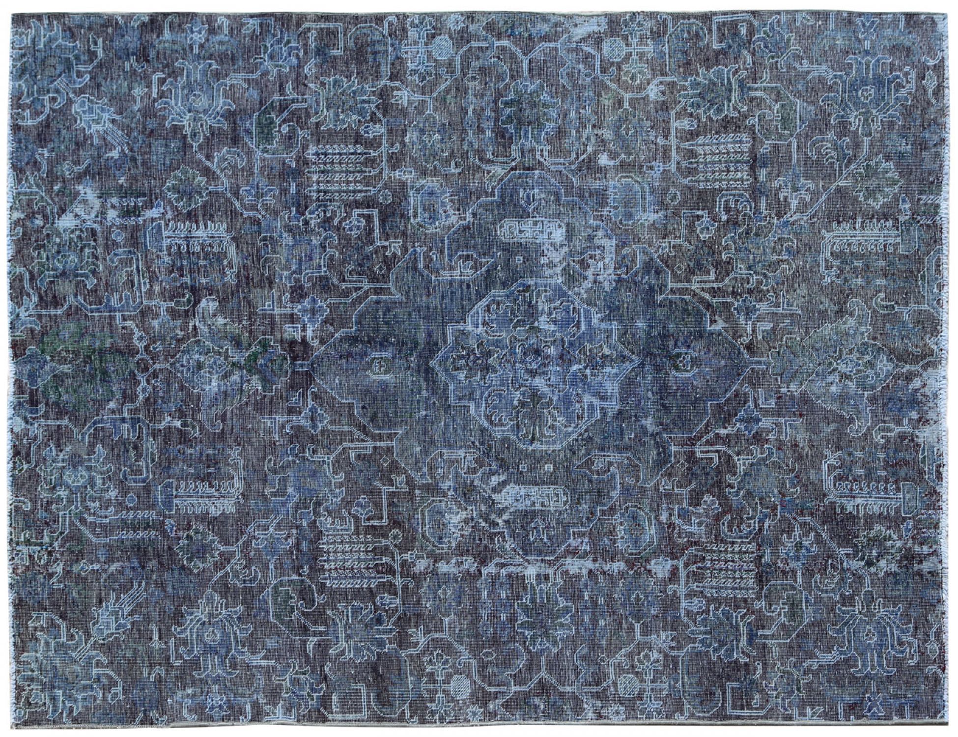 Vintage    <br/>262 x 207 cm