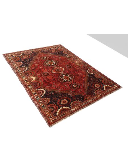Qashqai Shiraz 332 x 217 Κόκκινο