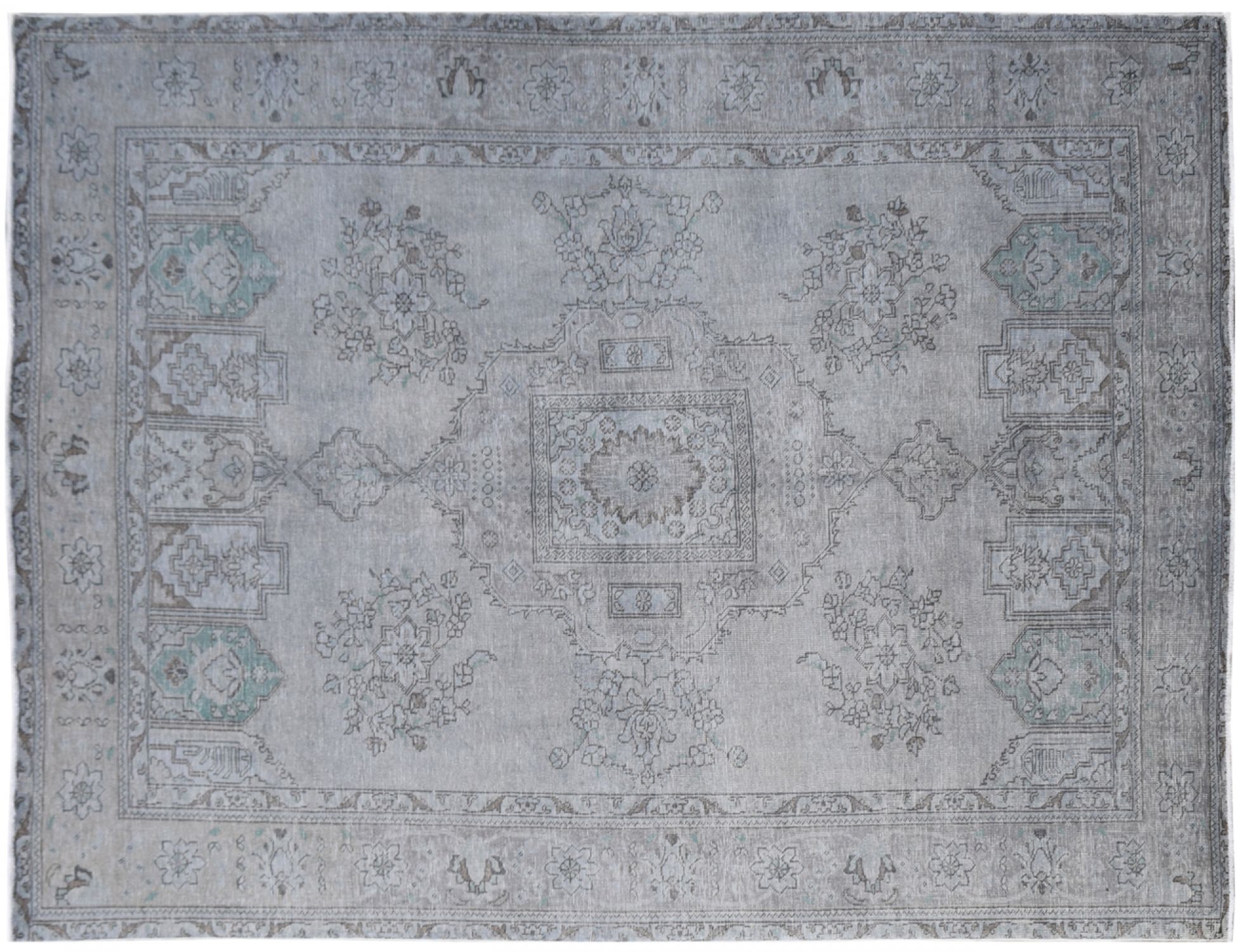 Vintage    <br/>275 x 201 cm