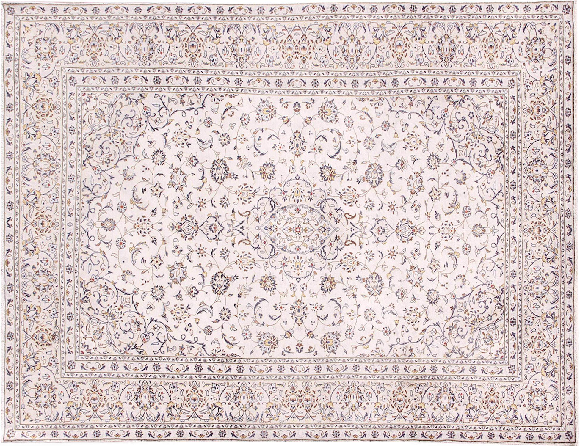 Nain    <br/>315 x 211 cm