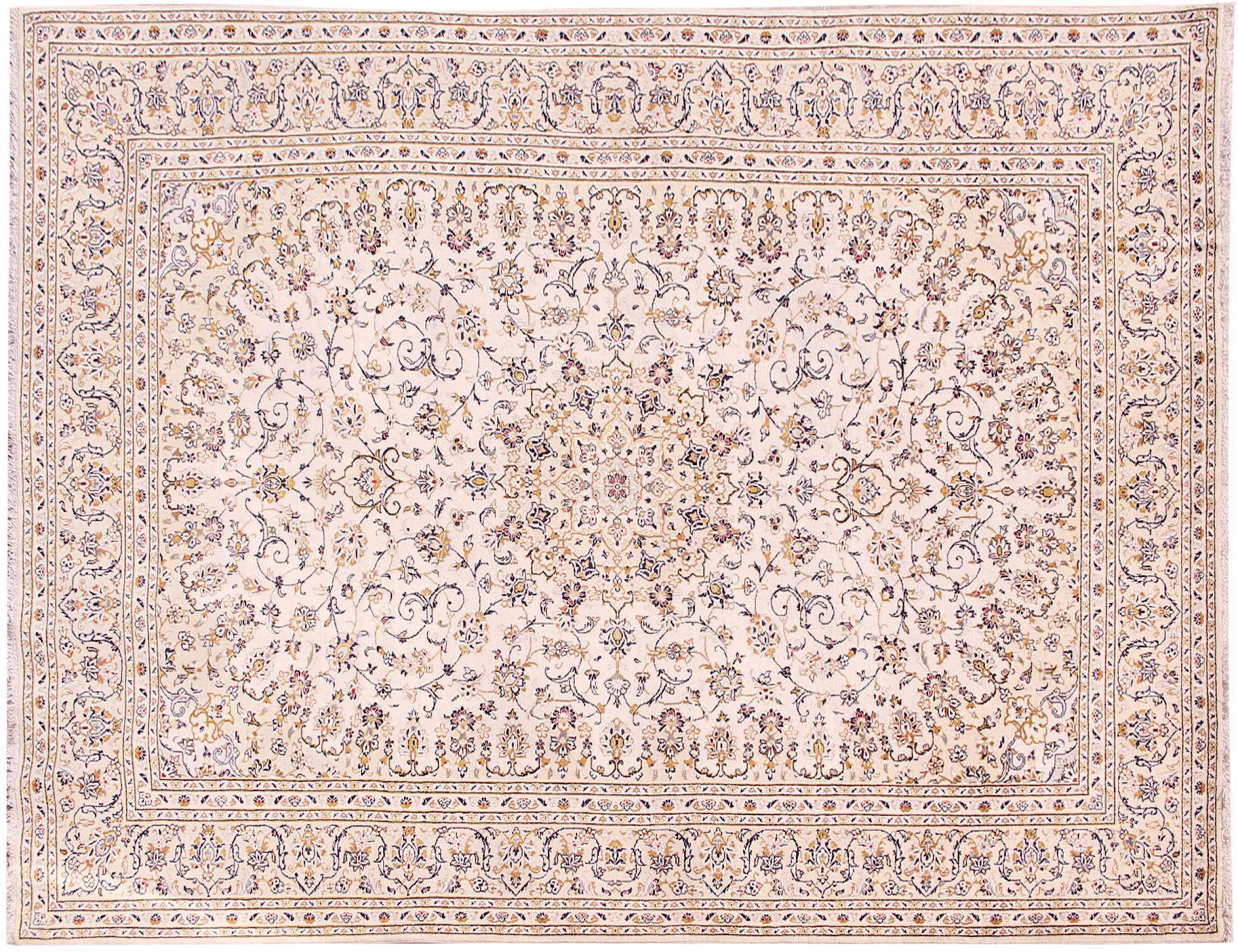 Nain    <br/>350 x 242 cm