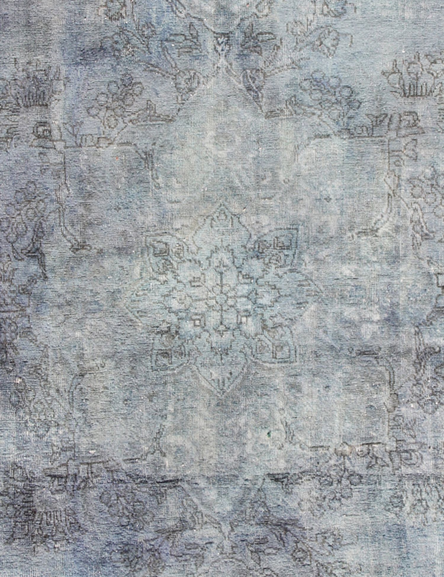 Persian Vintage    <br/>265 x 210 cm