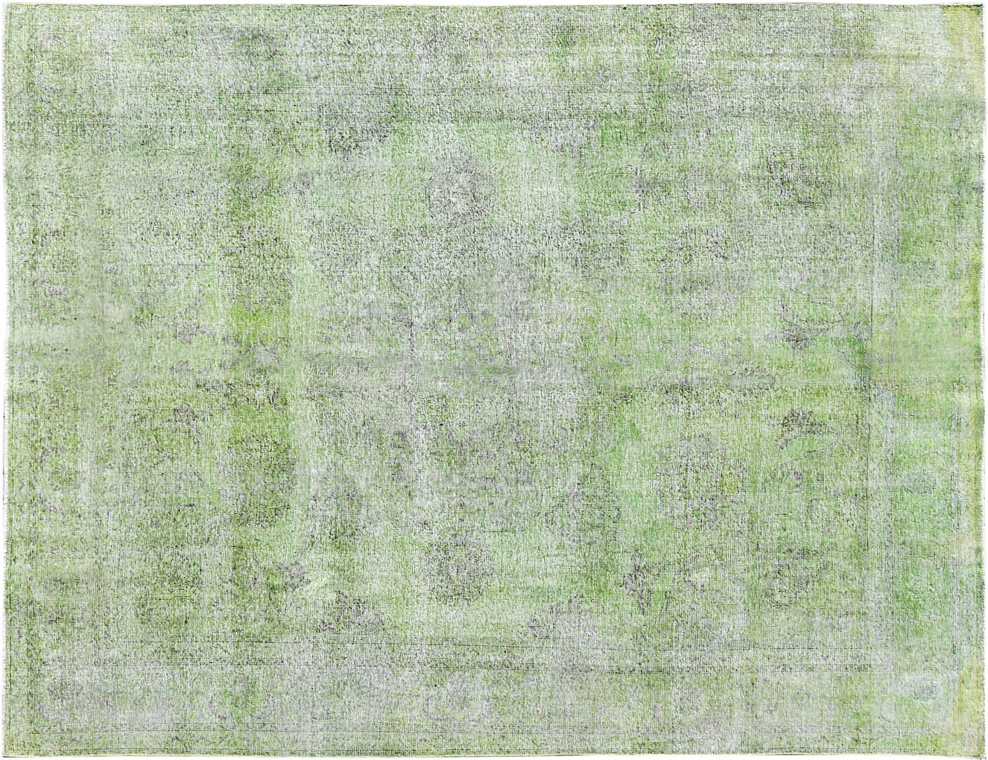 Vintage    <br/>374 x 282 cm