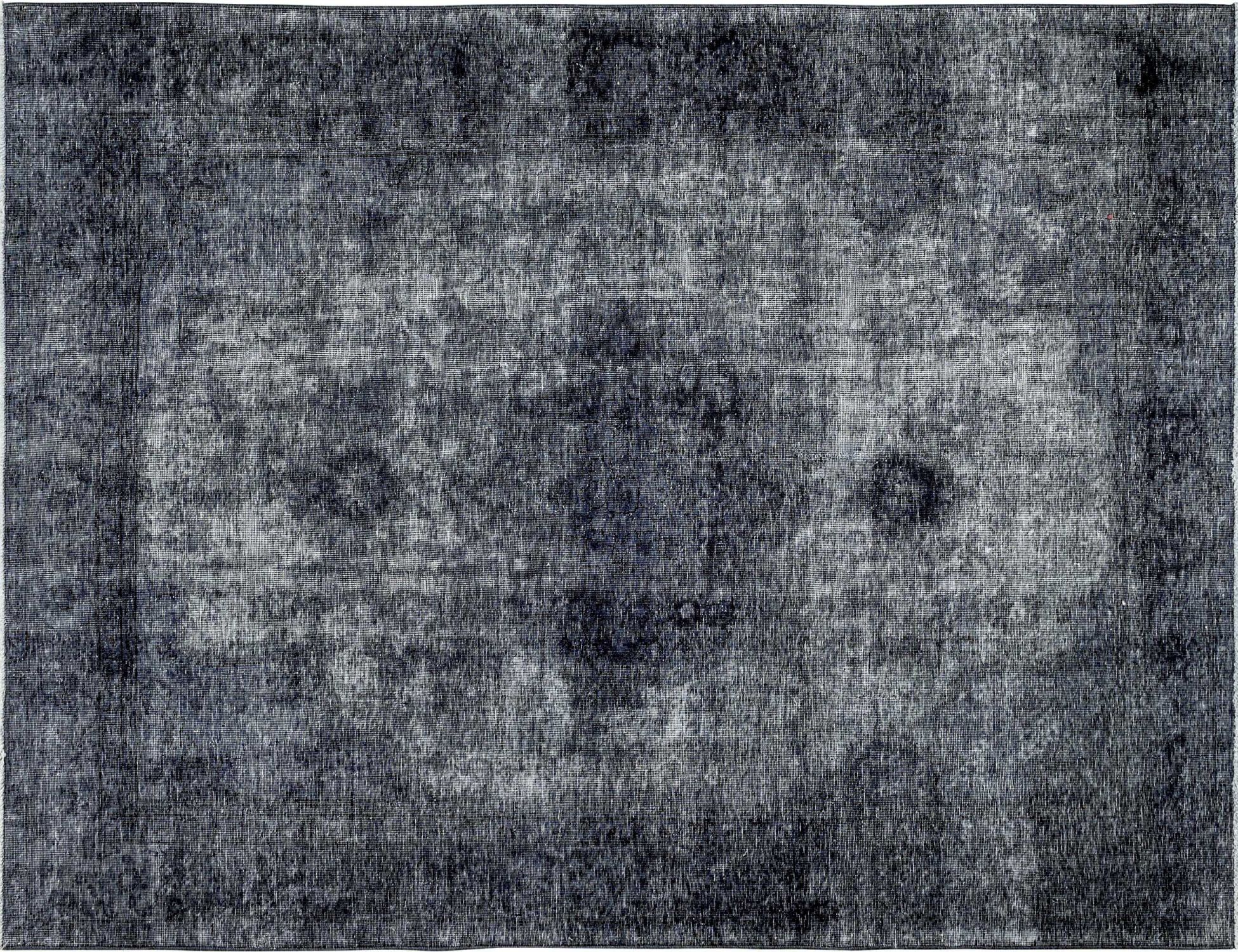 Persian Vintage    <br/>292 x 190 cm