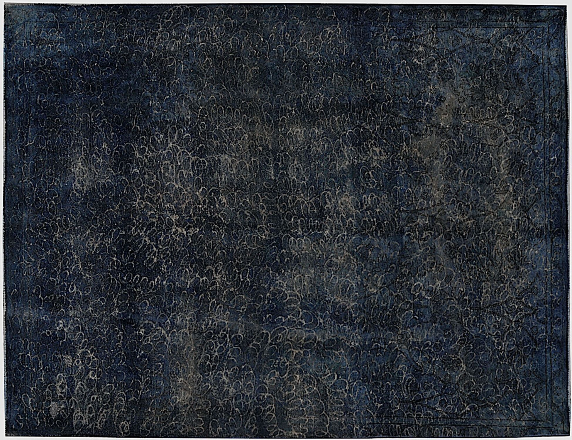 Vintage    <br/>323 x 210 cm