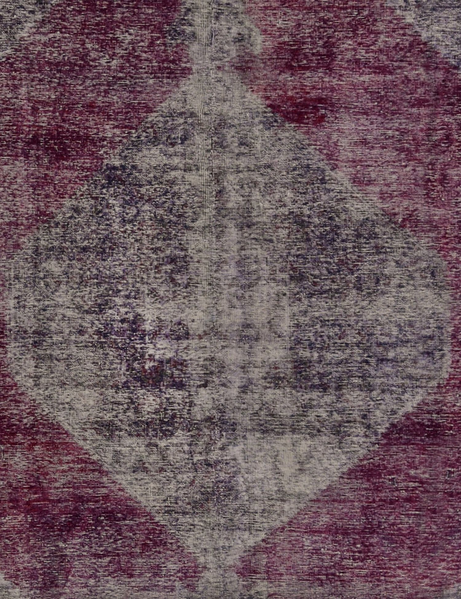 Vintage    <br/>322 x 214 cm