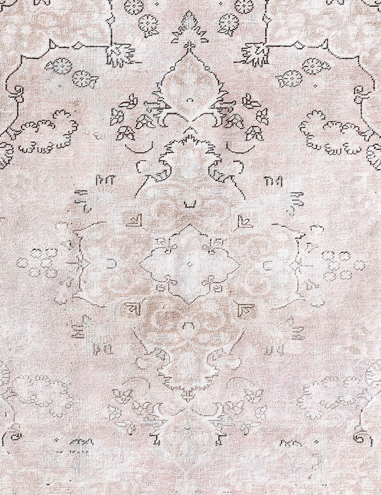 Persian Vintage    <br/>280 x 195 cm