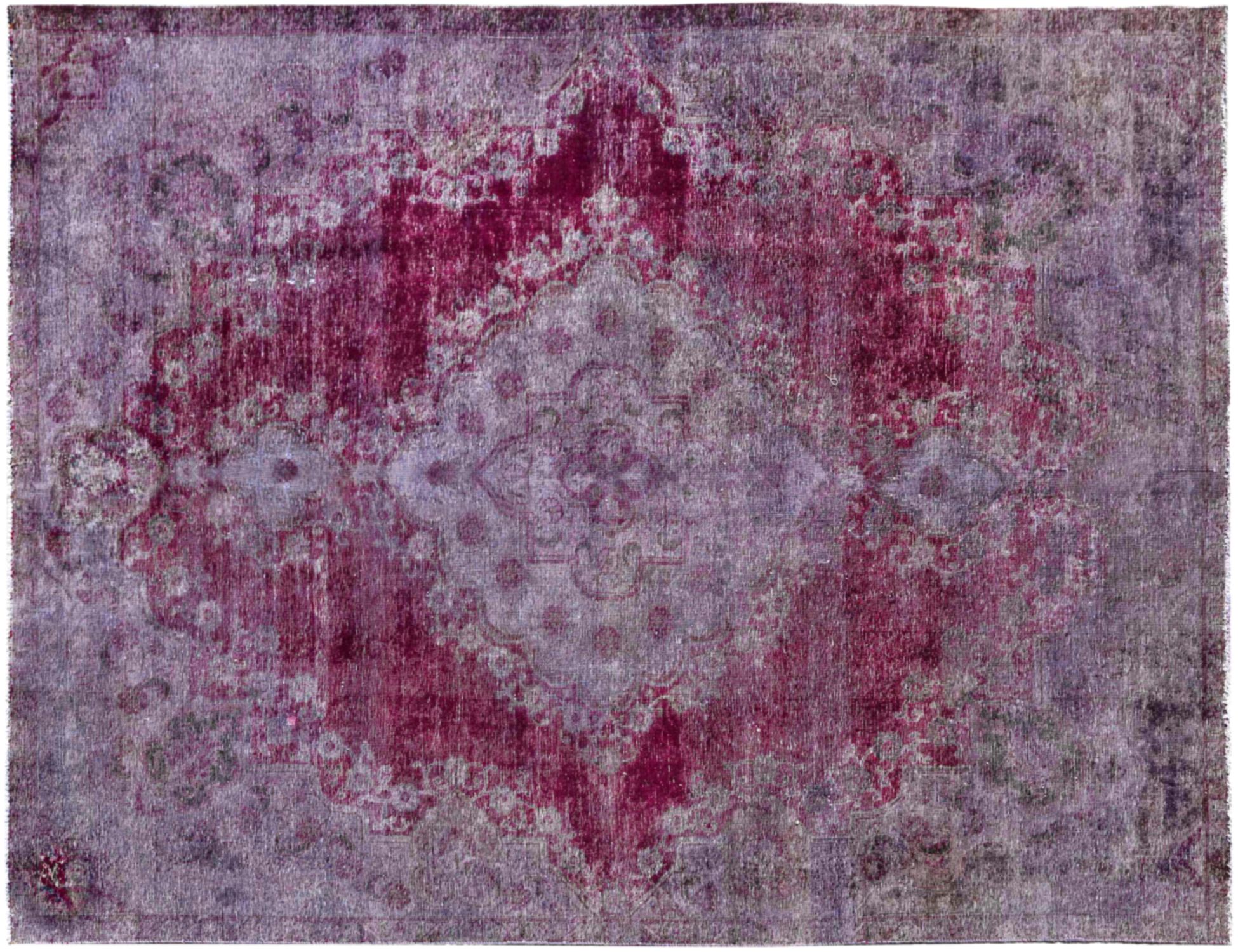 Vintage    <br/>323 x 226 cm