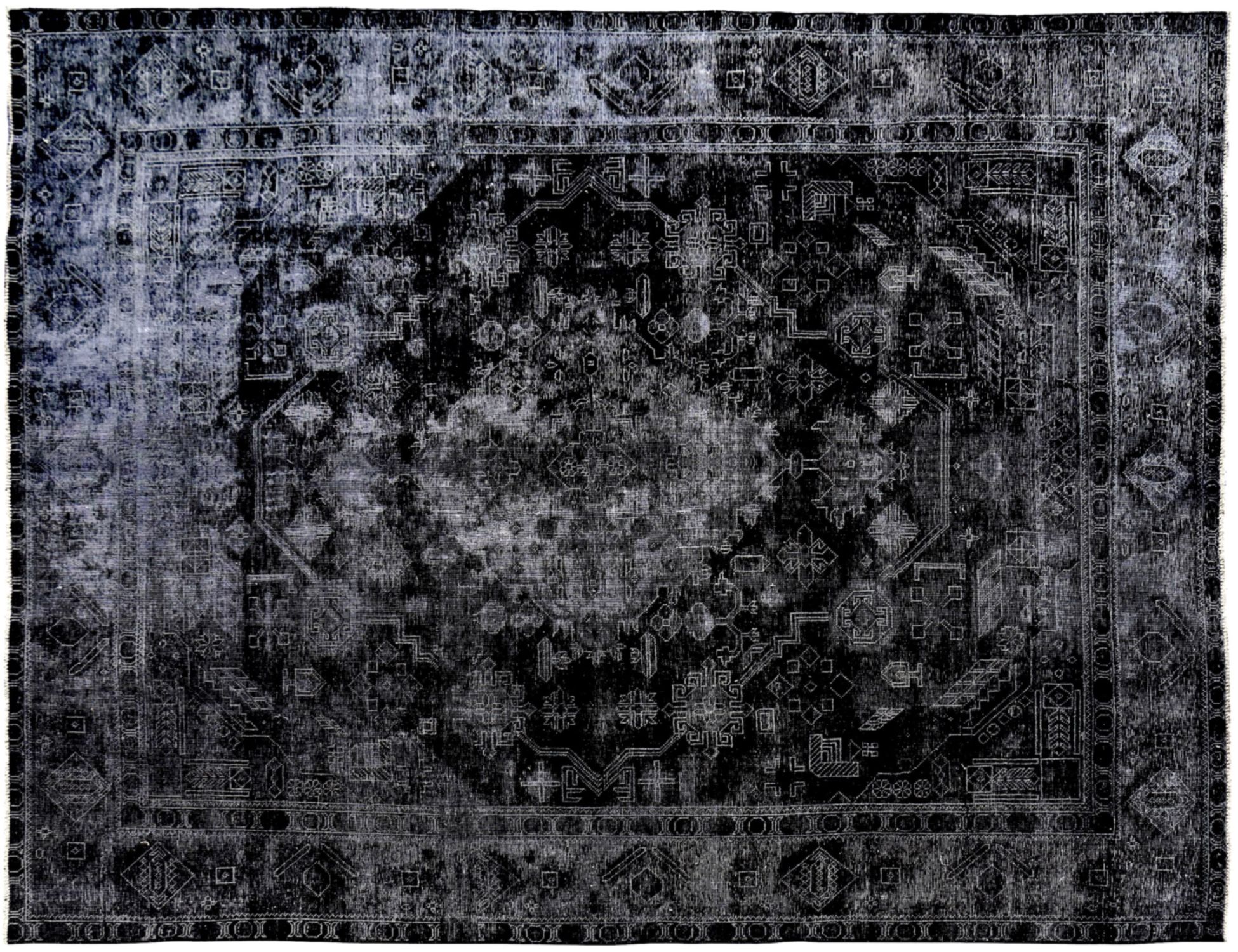 Vintage    <br/>380 x 275 cm