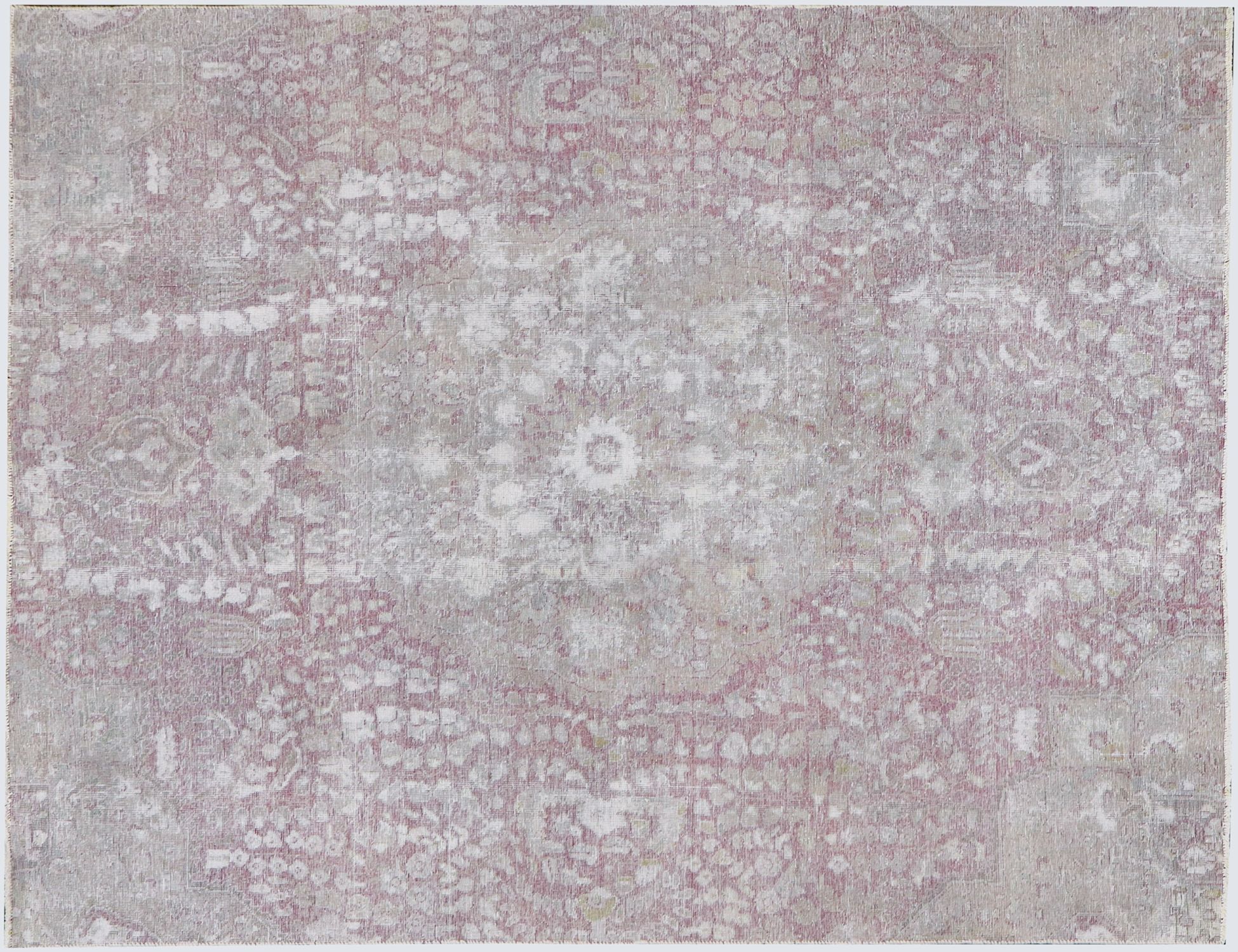 Persian Vintage    <br/>260 x 200 cm