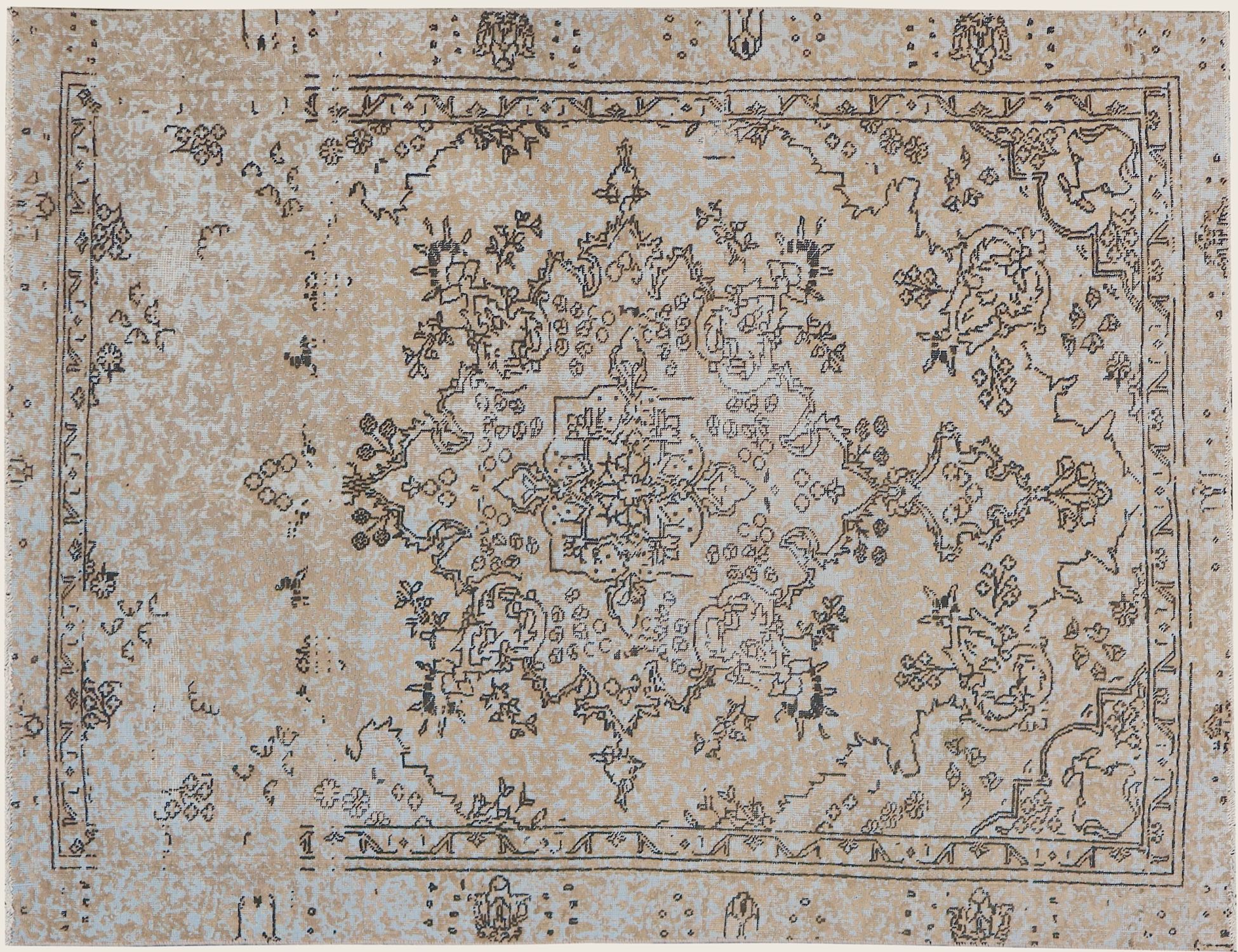 Persian Vintage    <br/>265 x 175 cm