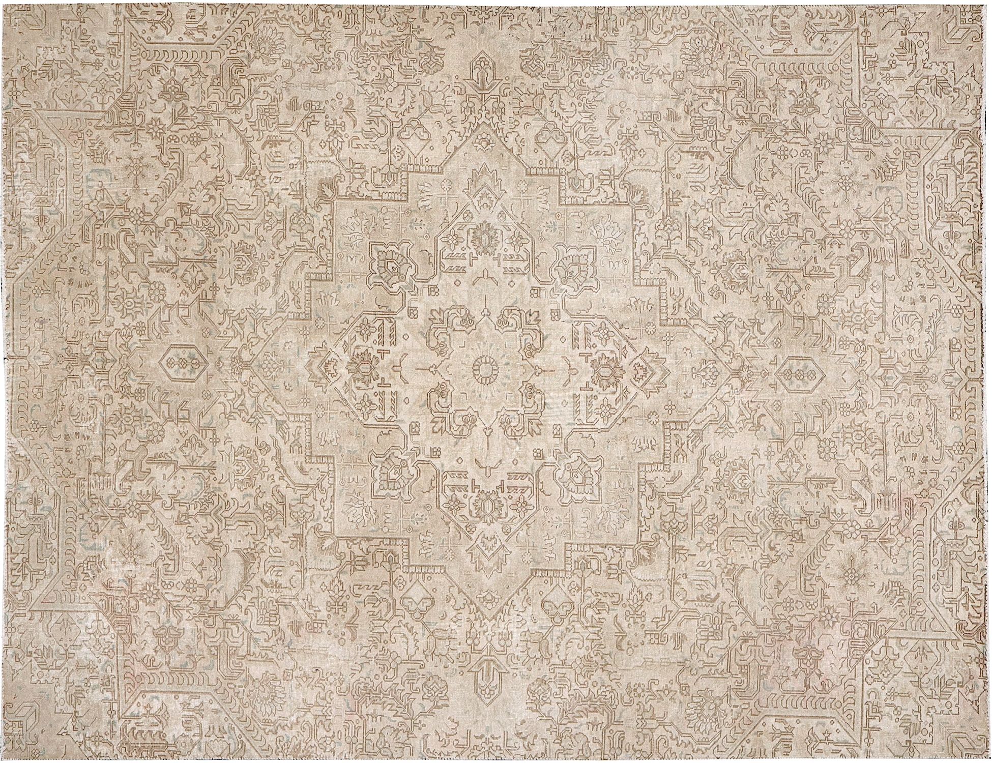 Persian Vintage    <br/>280 x 193 cm