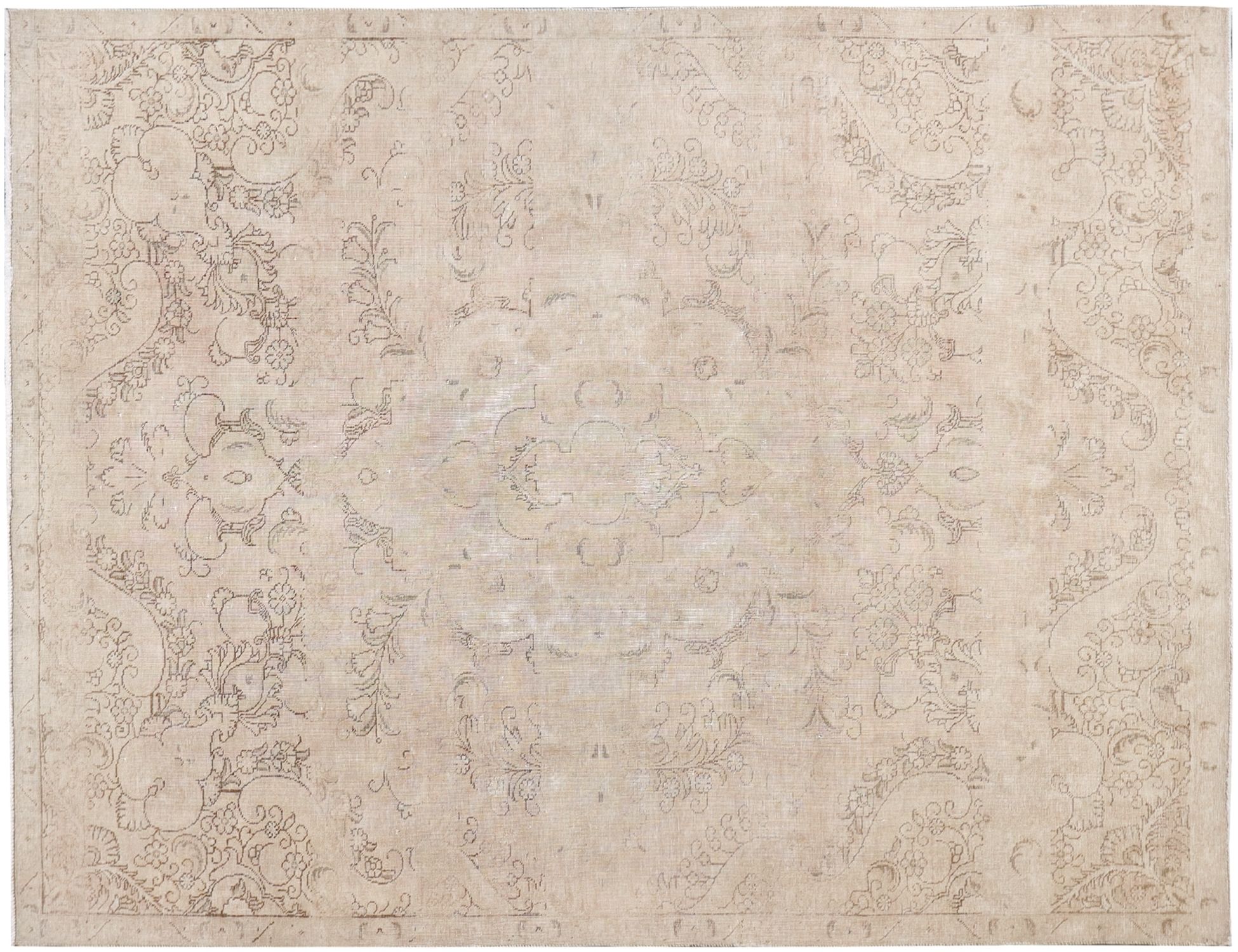 Persian Vintage    <br/>305 x 208 cm