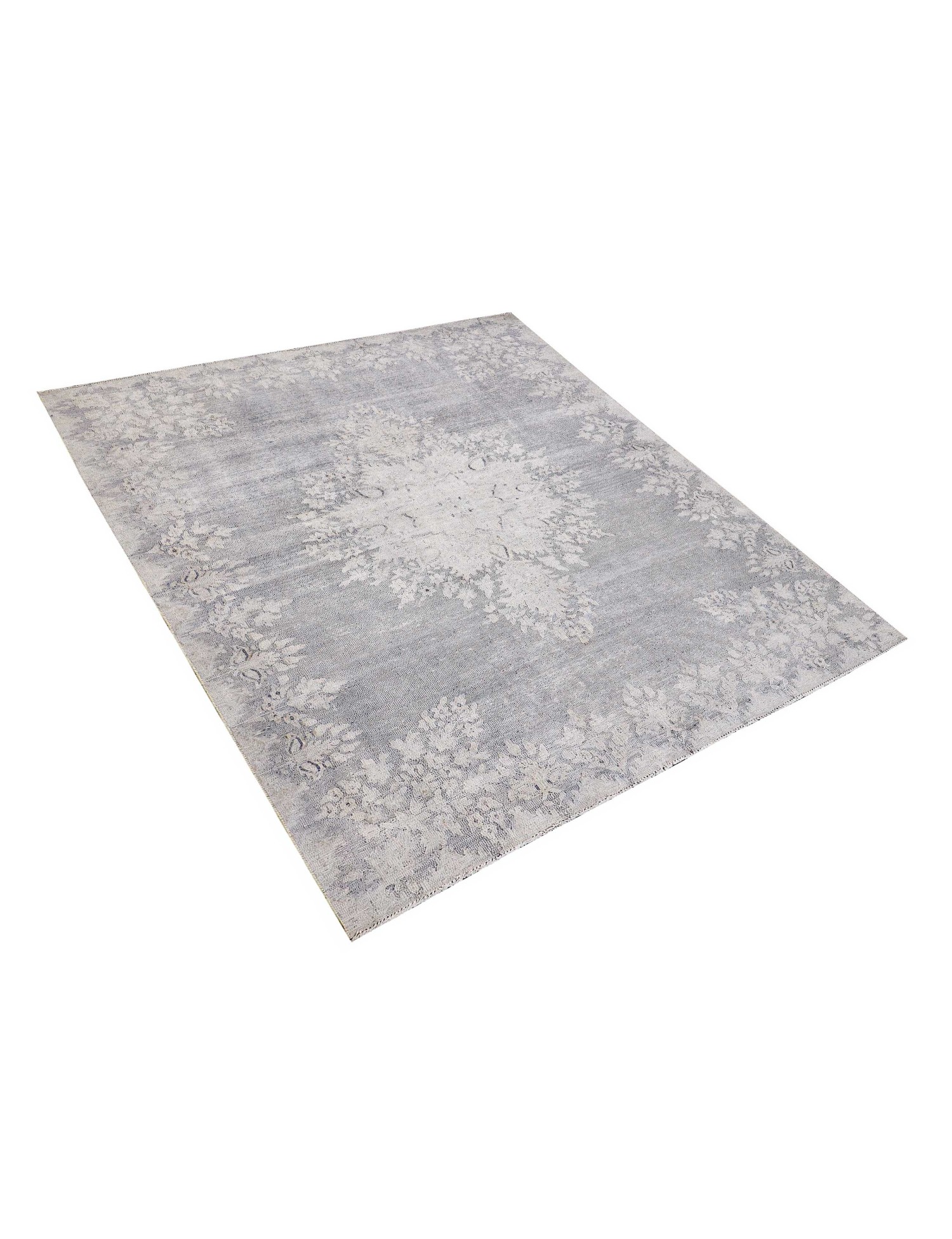 Persian Vintage    <br/>273 x 200 cm