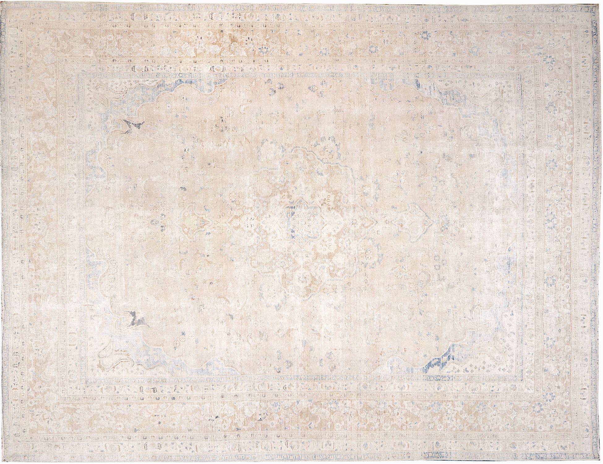 Persian Vintage    <br/>380 x 290 cm