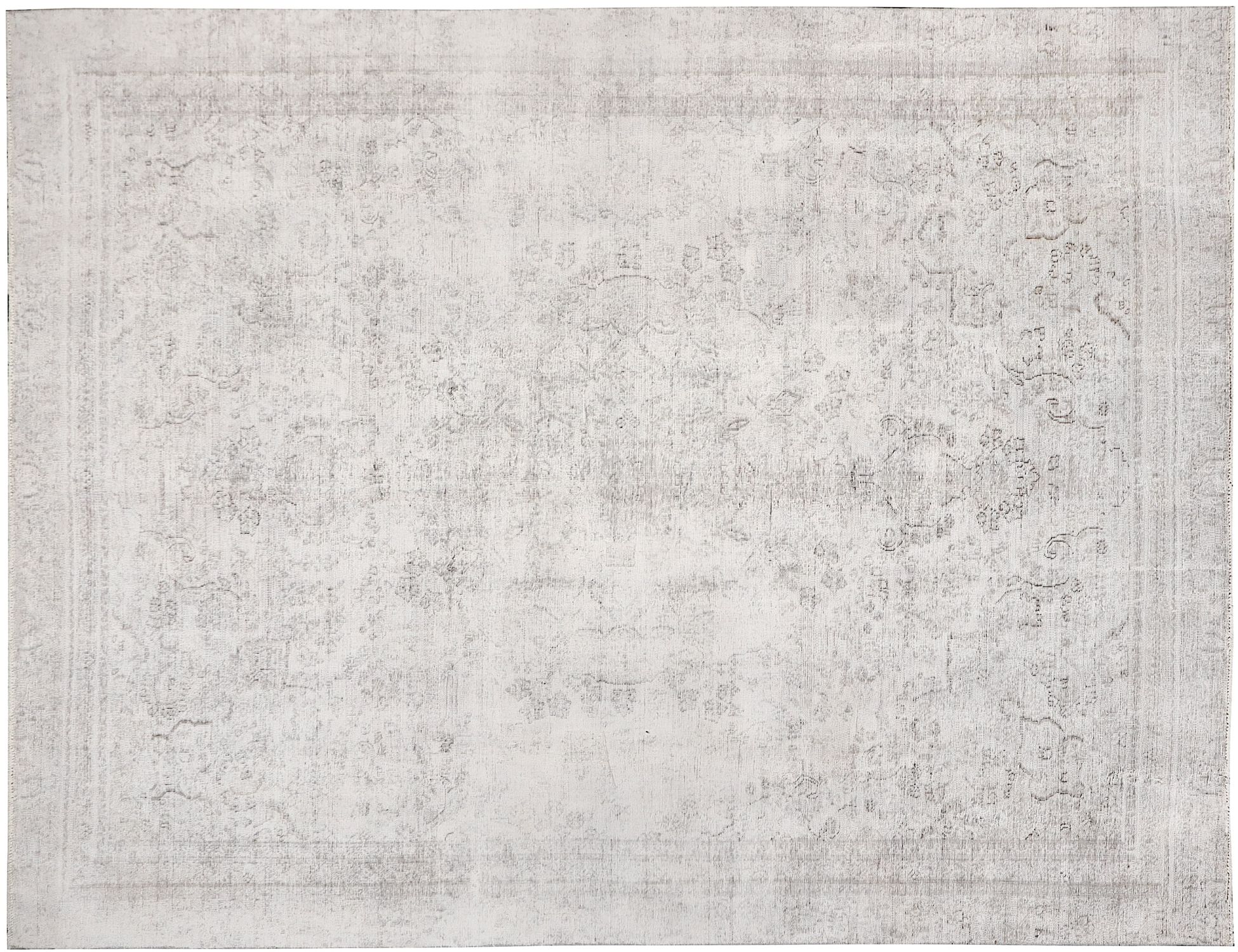 Persian Vintage    <br/>335 x 240 cm